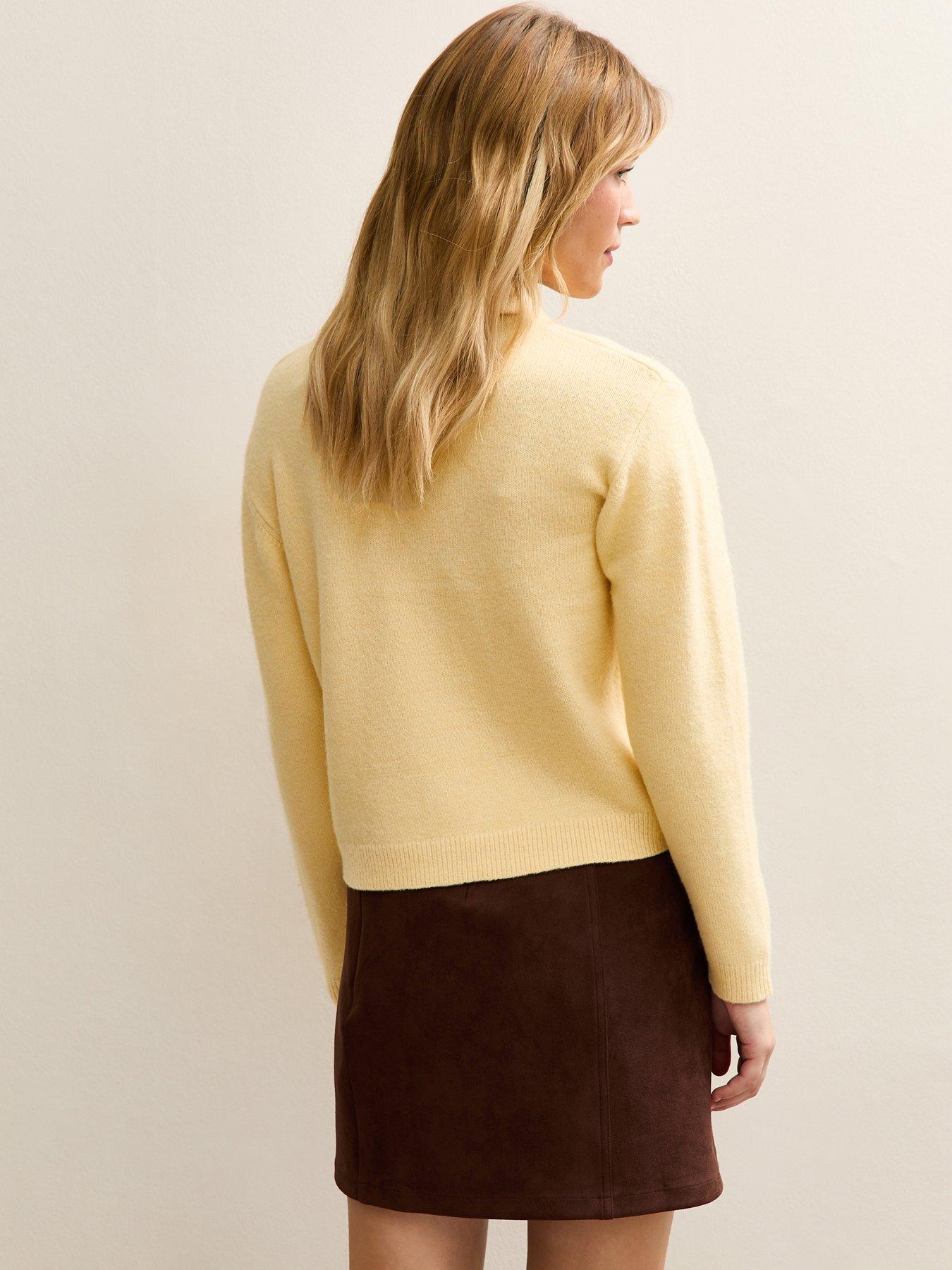 new-look-midweight-knit-polo-jumper-light-yellowstillFront
