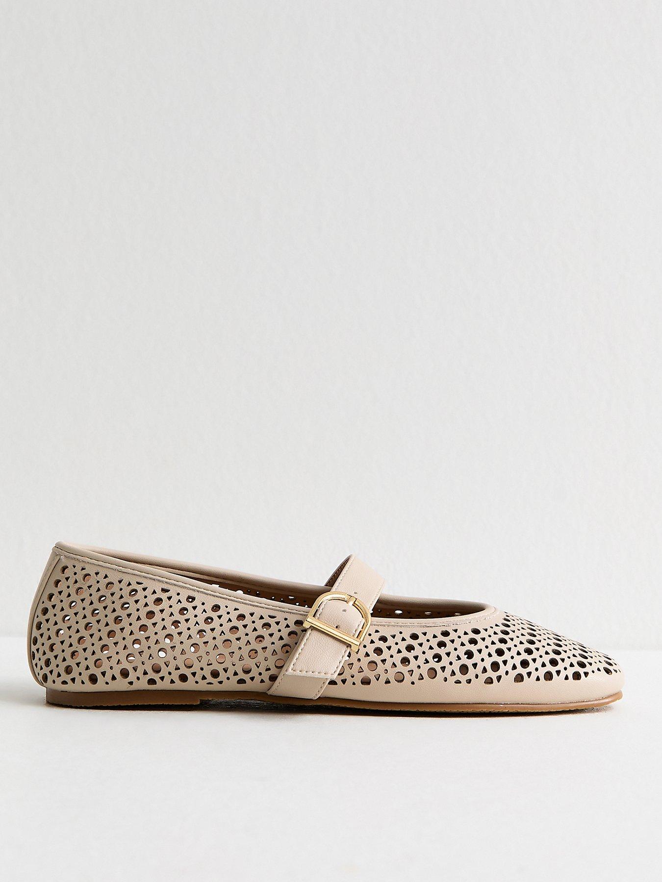 New Look Off Faux Leather Lazor Cut Mary Jane Shoes - White