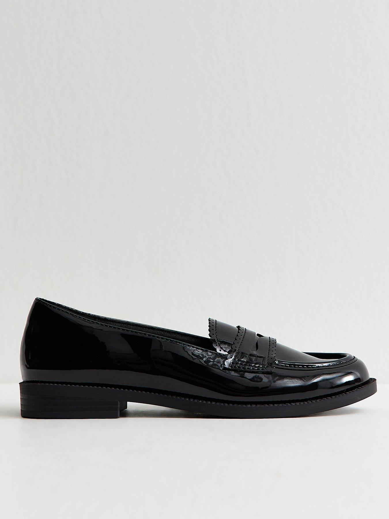 New Look Patent Faux Leather Scalloped Loafers - Black