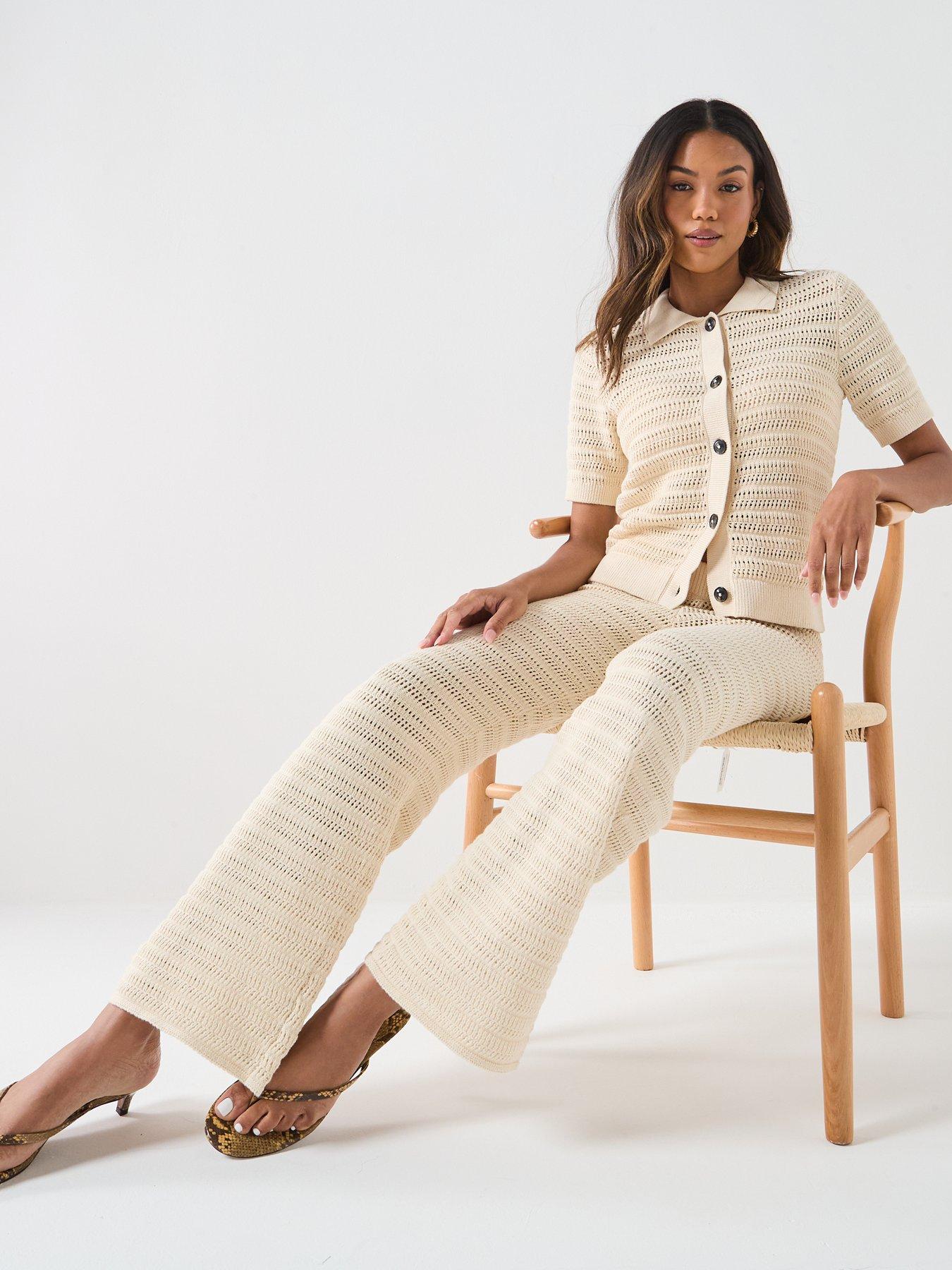 vero-moda-hayley-crochet-knit-trousers-creamoutfit