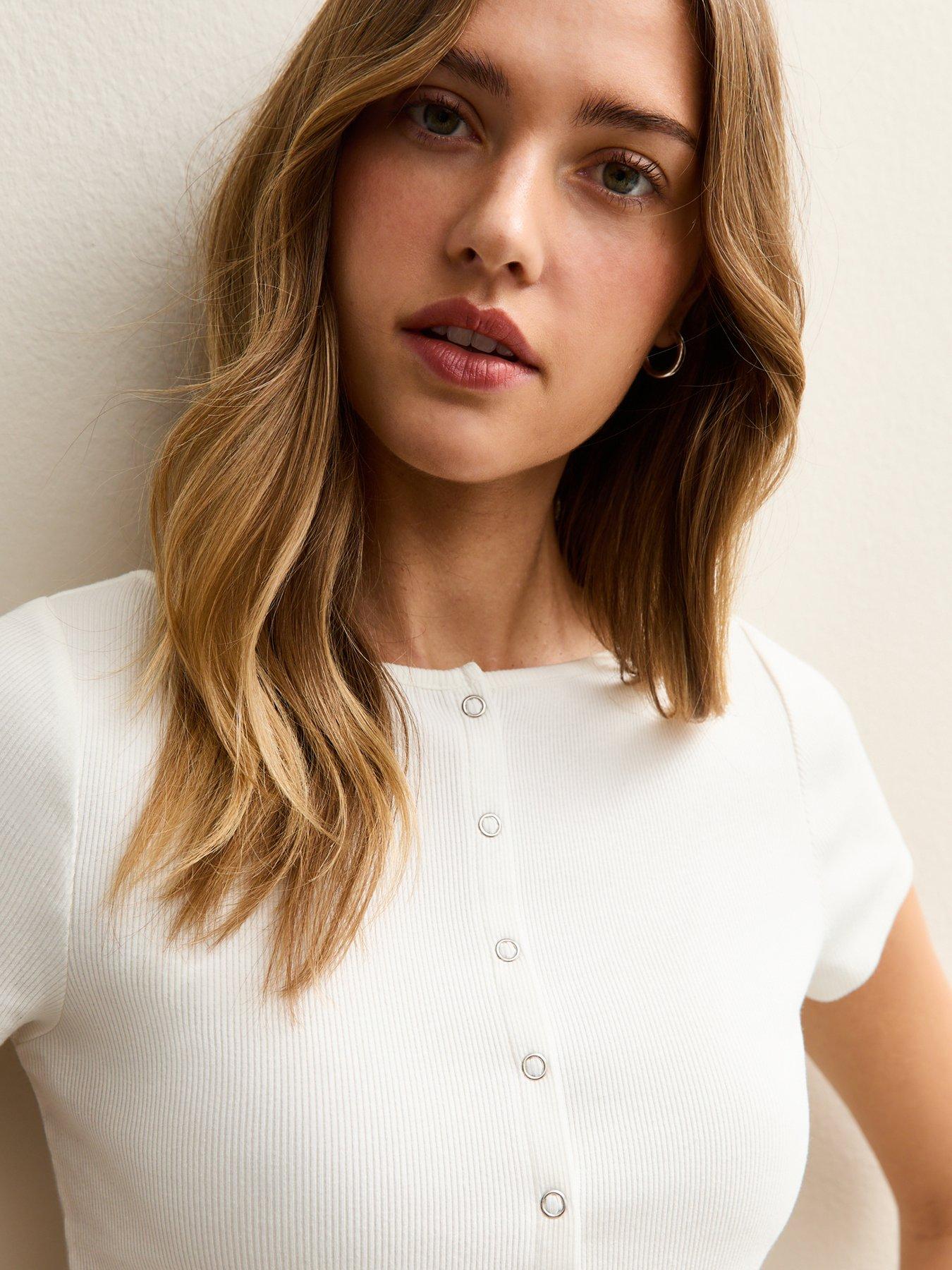 Image 4 of 5 of New Look Popper Through Top - White