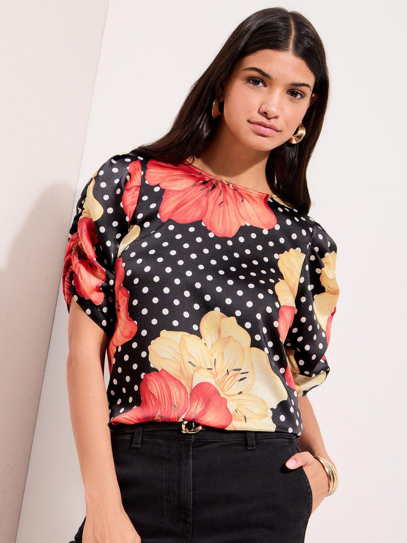 Friends Like These Ruched Puff Sleeve T-shirt - Black