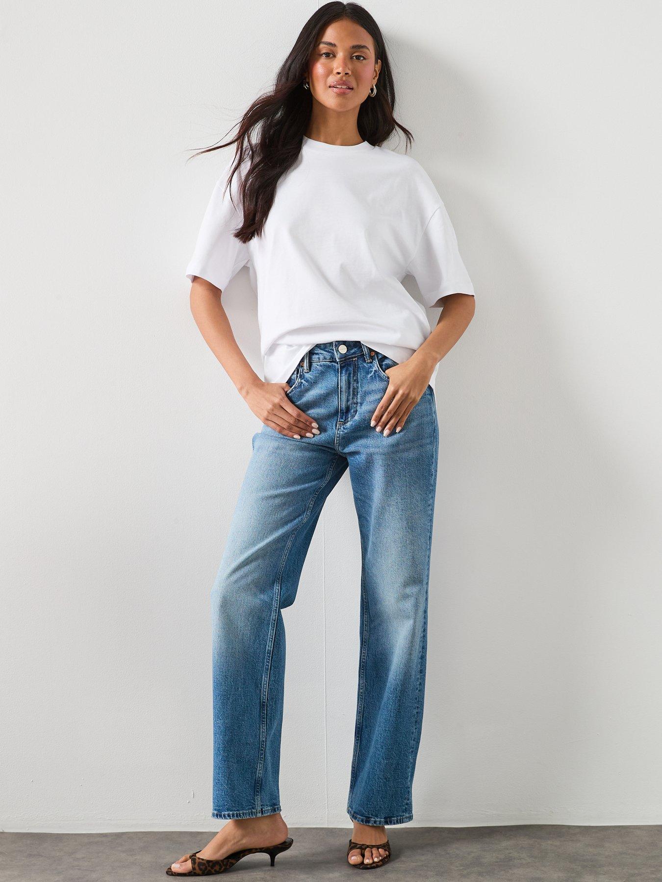 allsaints-fuse-etta-oversized-slogan-t-shirt-optic-whiteback