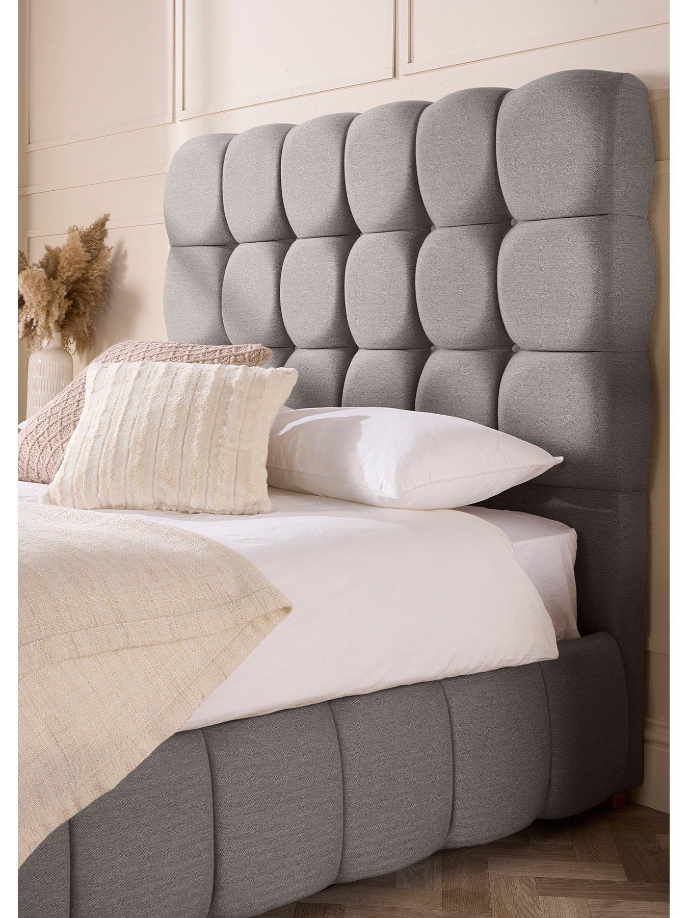 aspire-amberleigh-ottoman-bed-greyoutfit