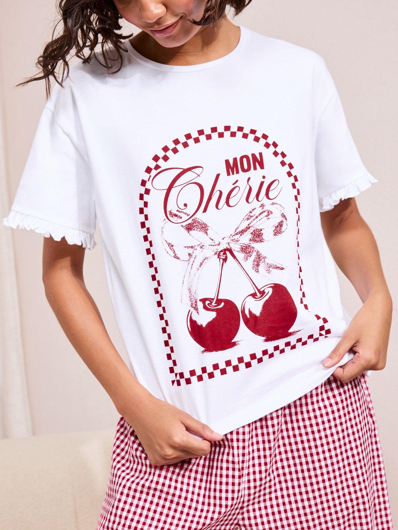 friends-like-these-mon-cherie-pj-set-redoutfit