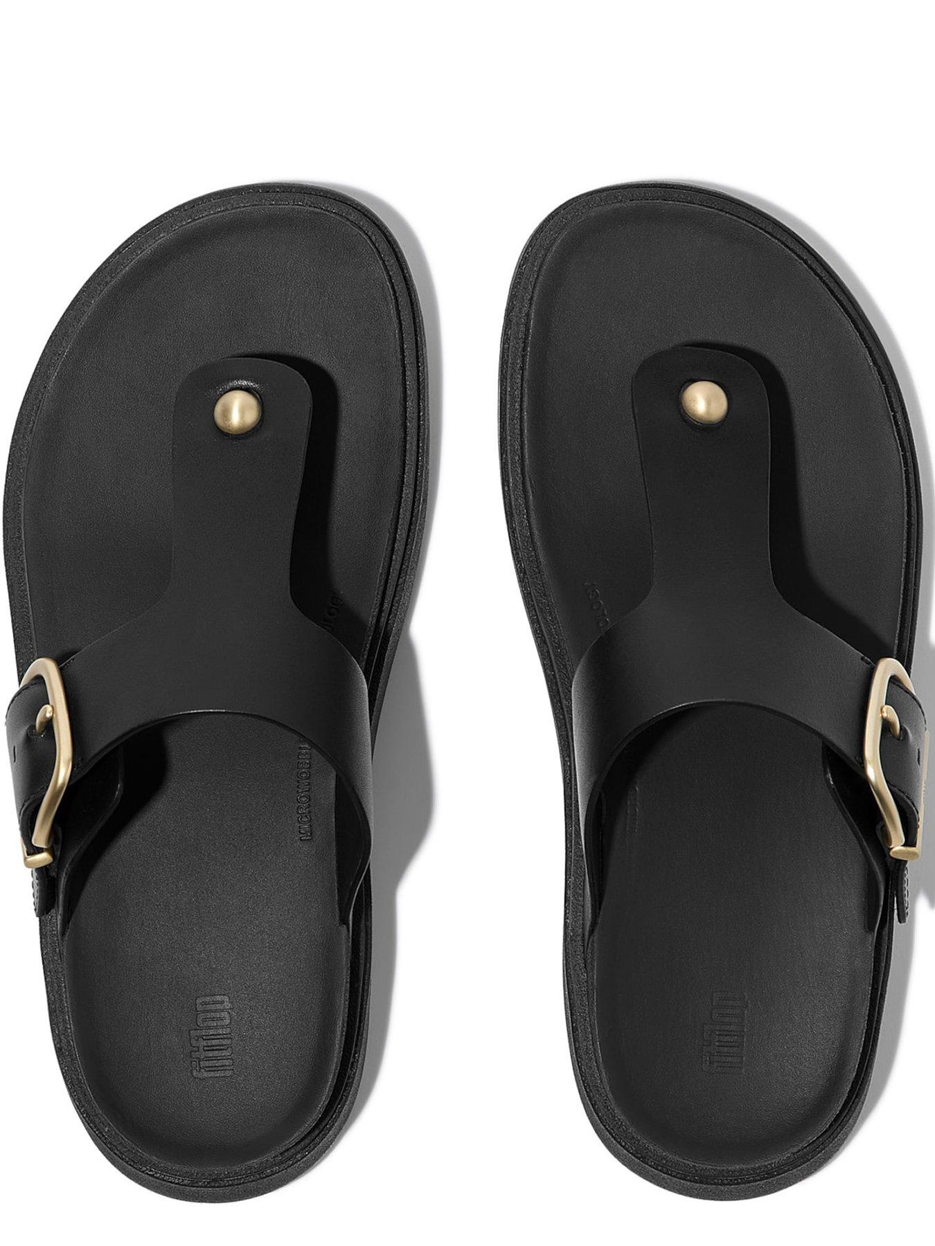 fitflop-gen-ff-buckle-leather-toe-post-sandalsoutfit