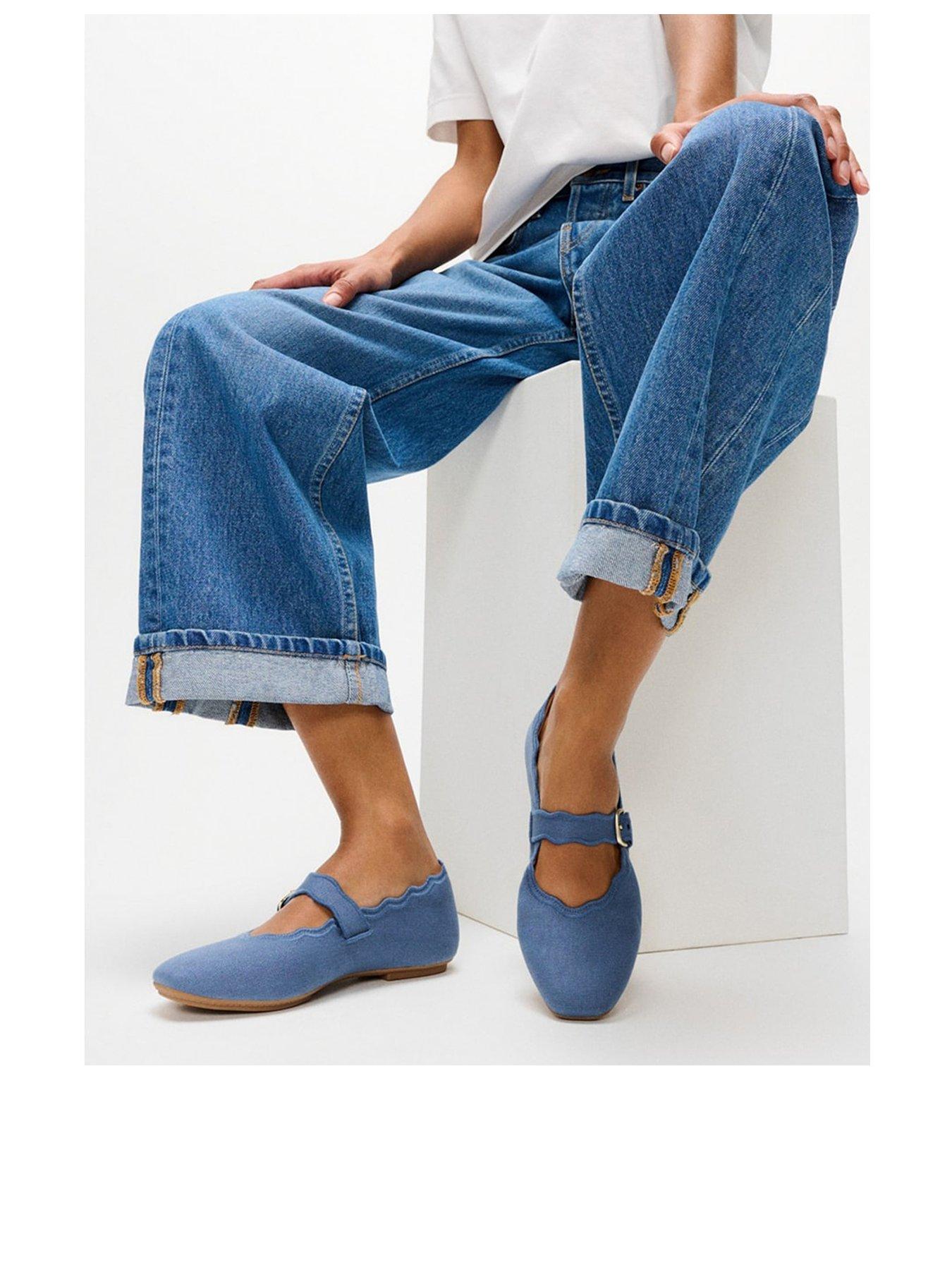 Image 3 of 7 of FitFlop Delicato Wave-edge Canvas Mary Janes