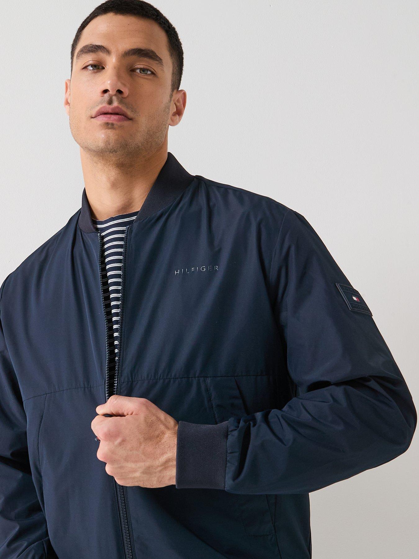 tommy-hilfiger-tommy-hilfiger-relaxed-fit-softshell-bomber-jacket-beigeoutfit