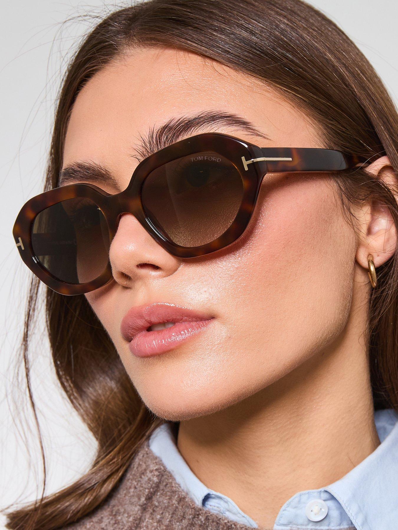 Image 7 of 7 of Guess Round Sunglasses - Gold