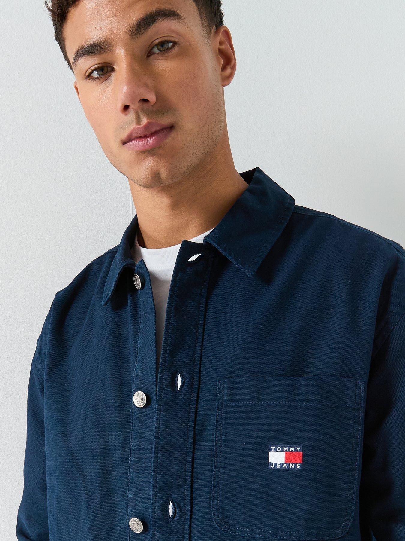 tommy-jeans-essential-badge-overshirt-navyoutfit