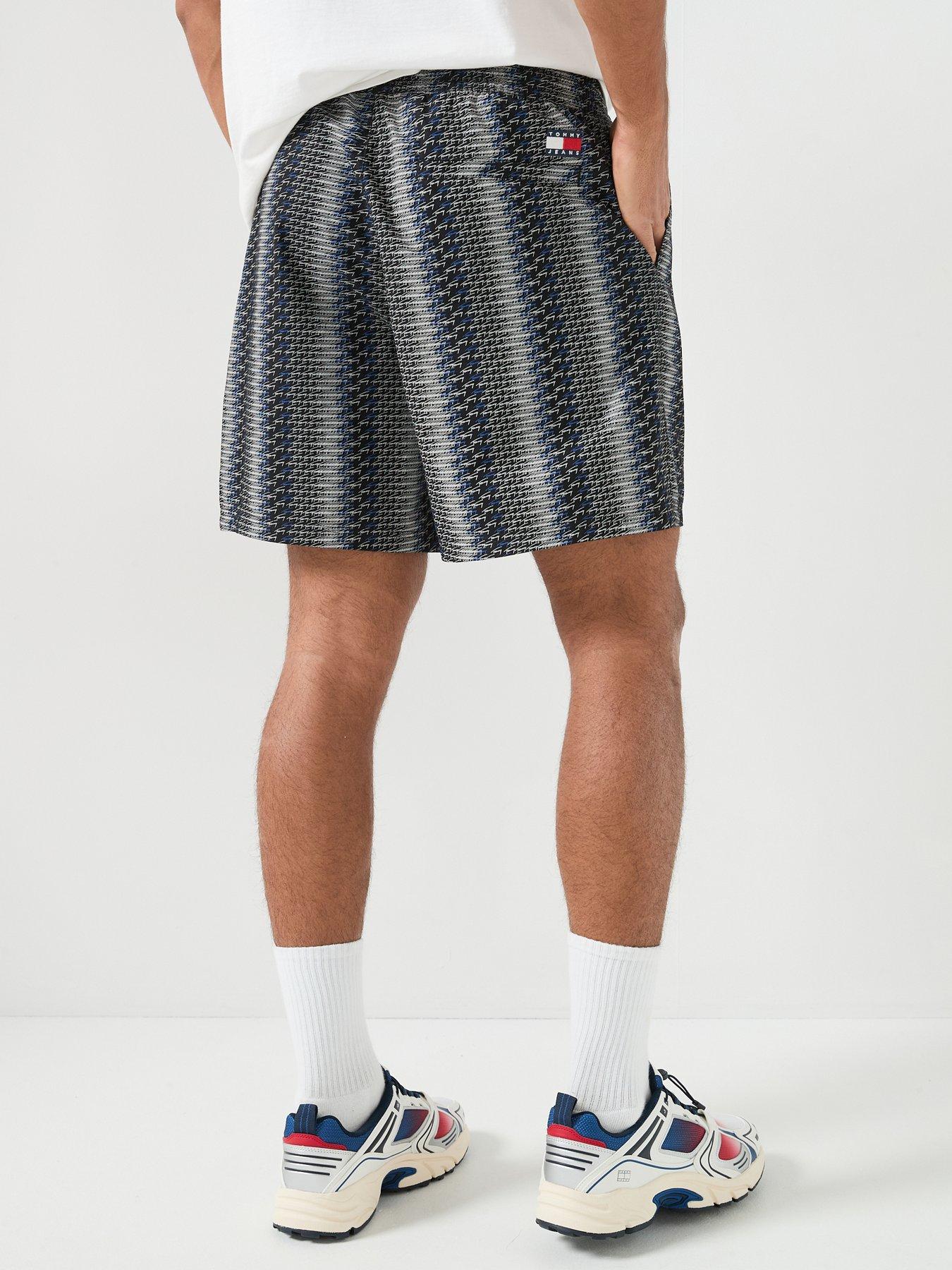 tommy-jeans-regular-all-over-print-shorts-blackstillFront