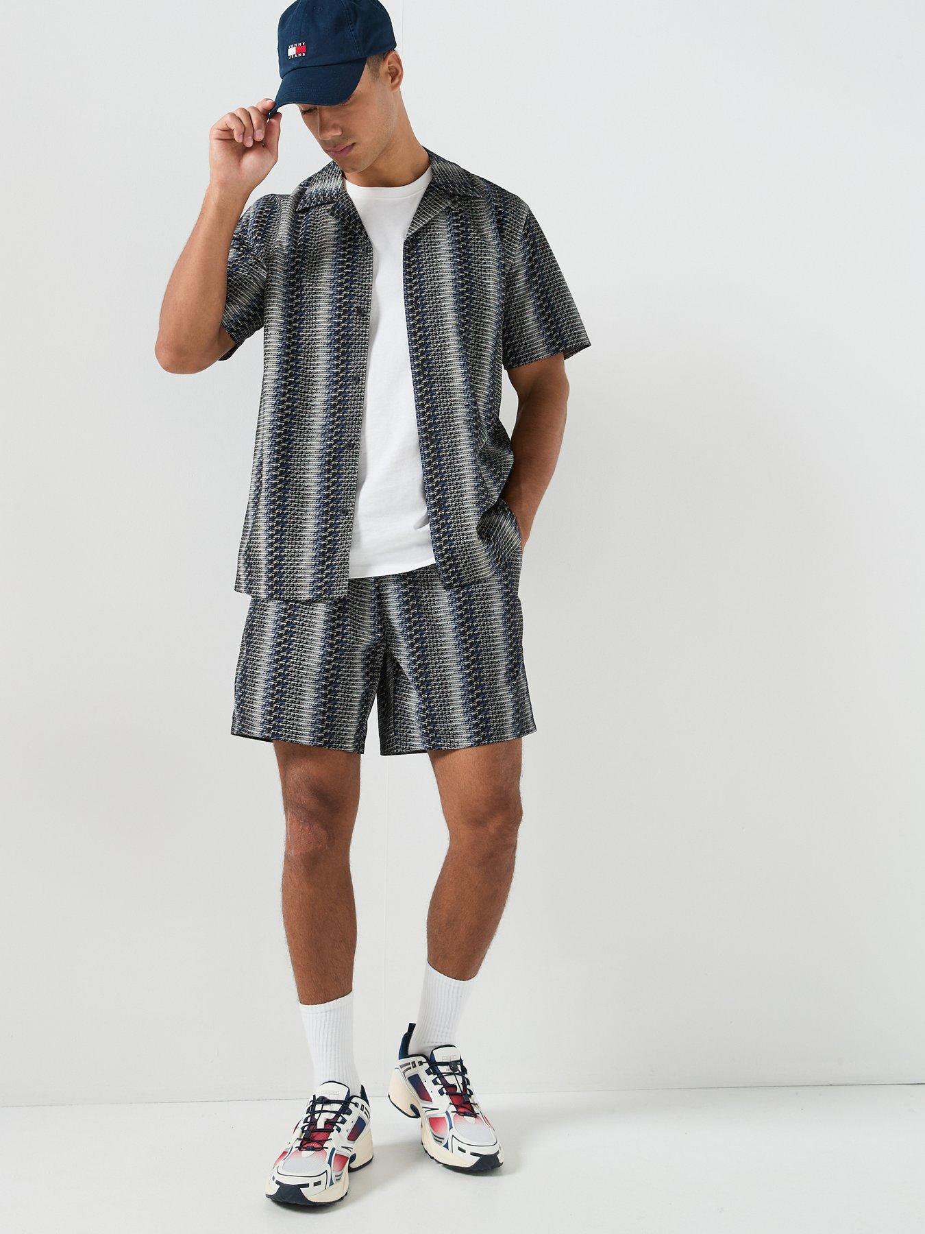 tommy-jeans-regular-all-over-print-shorts-blackback