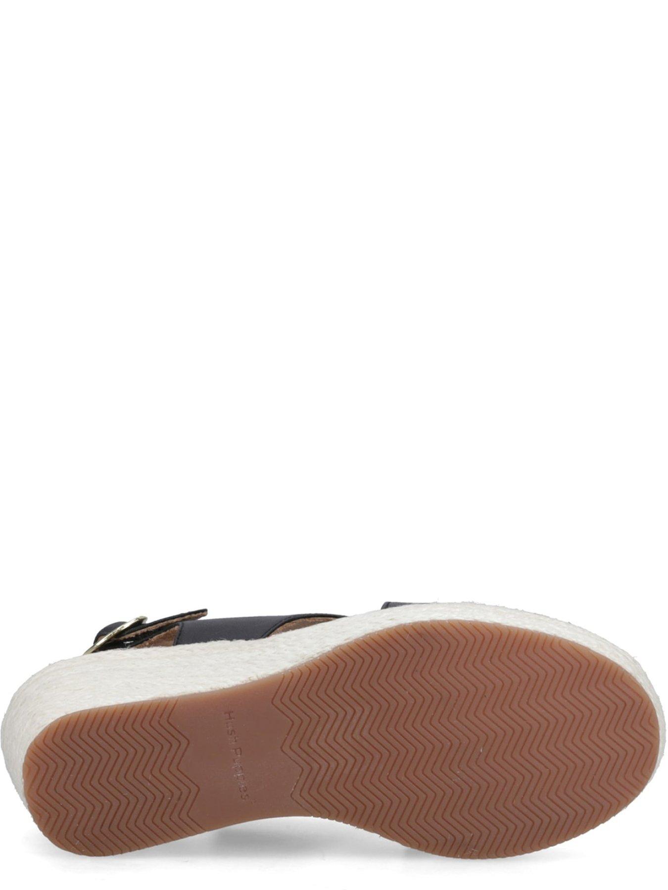 hush-puppies-willow-rattan-back-stap-wedge-blackdetail