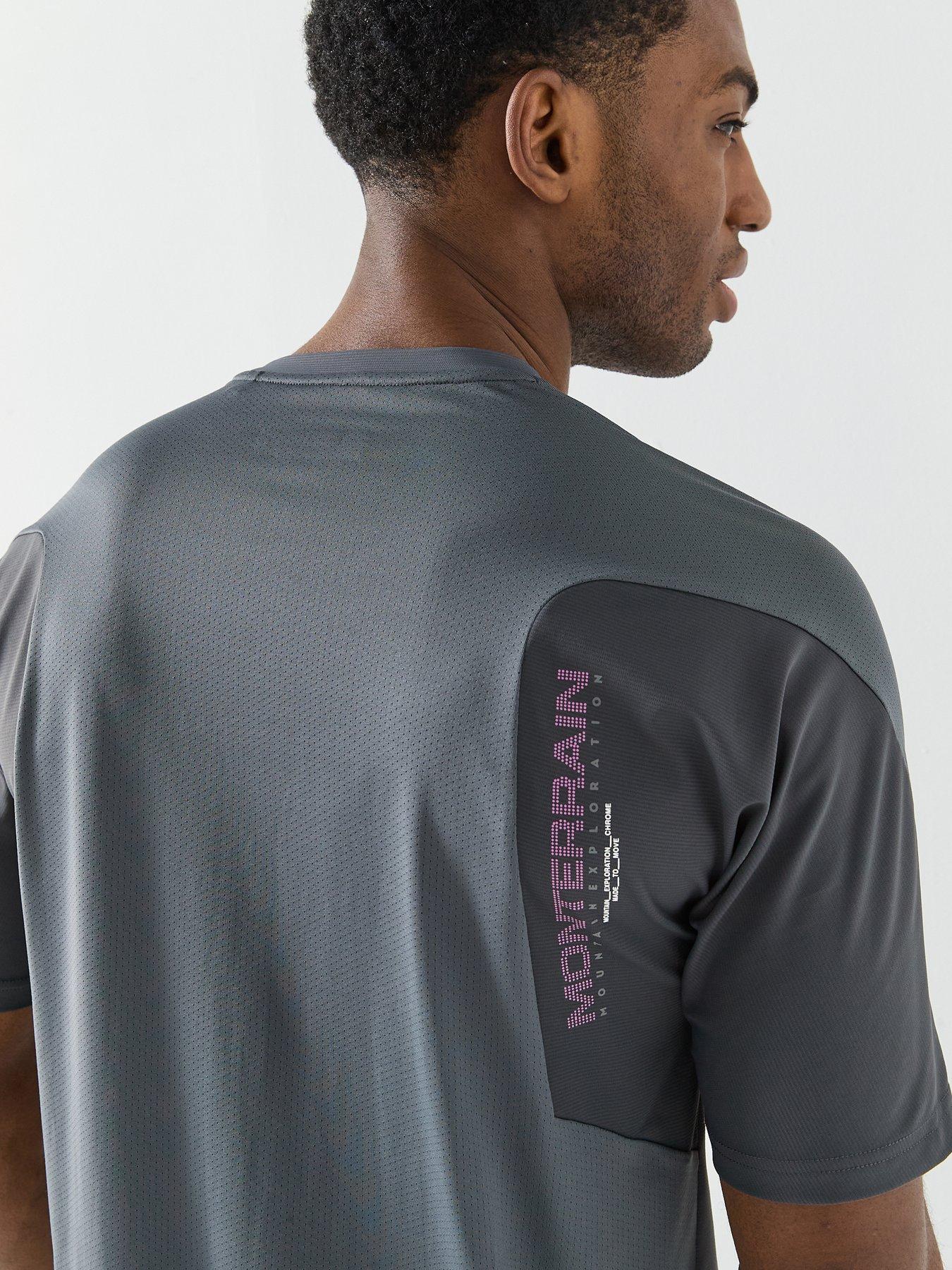 monterrain-mens-defence-tee-blackoutfit
