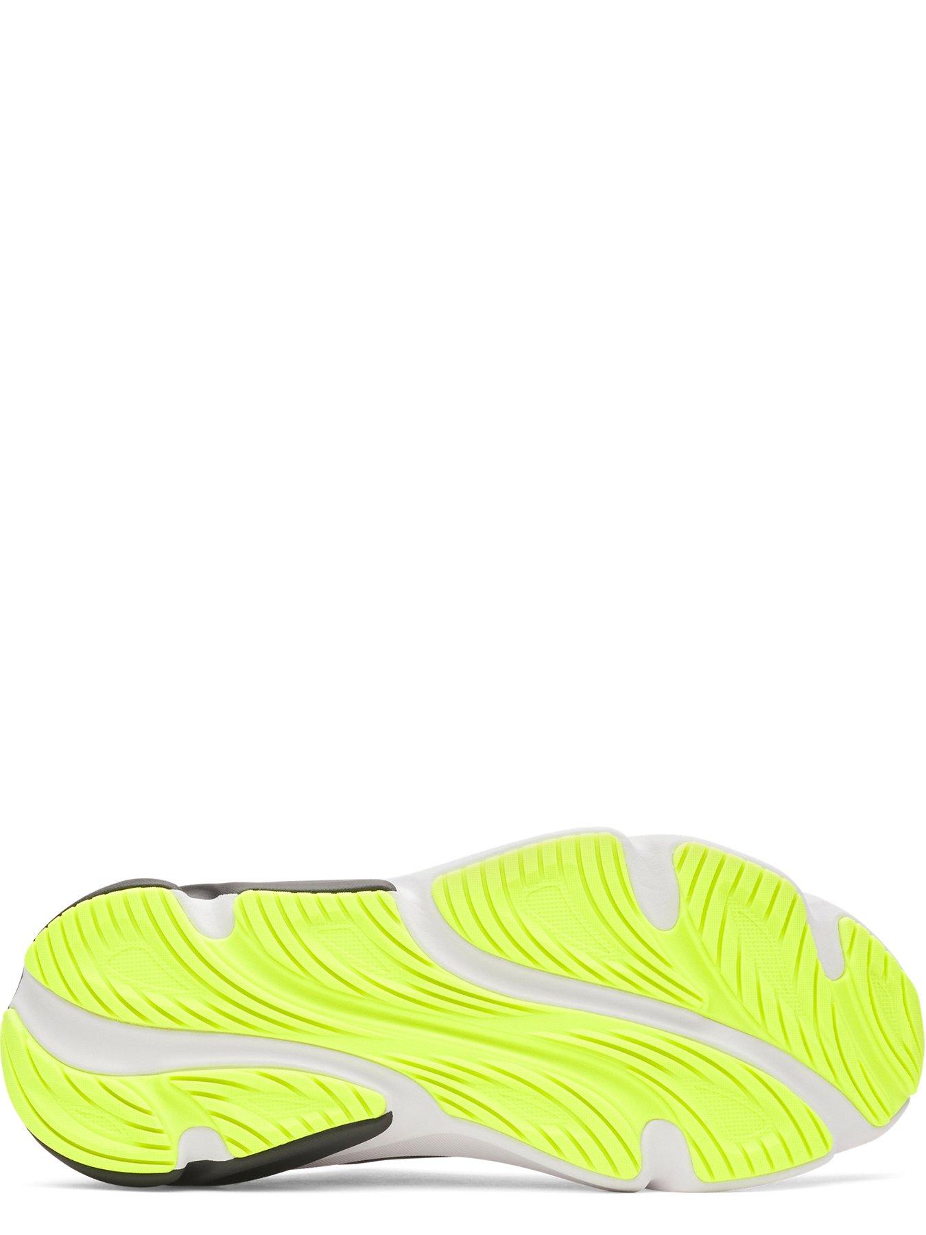 under-armour-mens-running-rogue-trainers-blackdetail