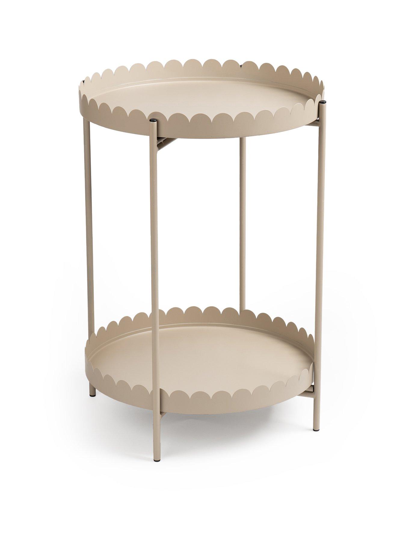 scottish-everlastings-round-scallop-table-beigestillFront