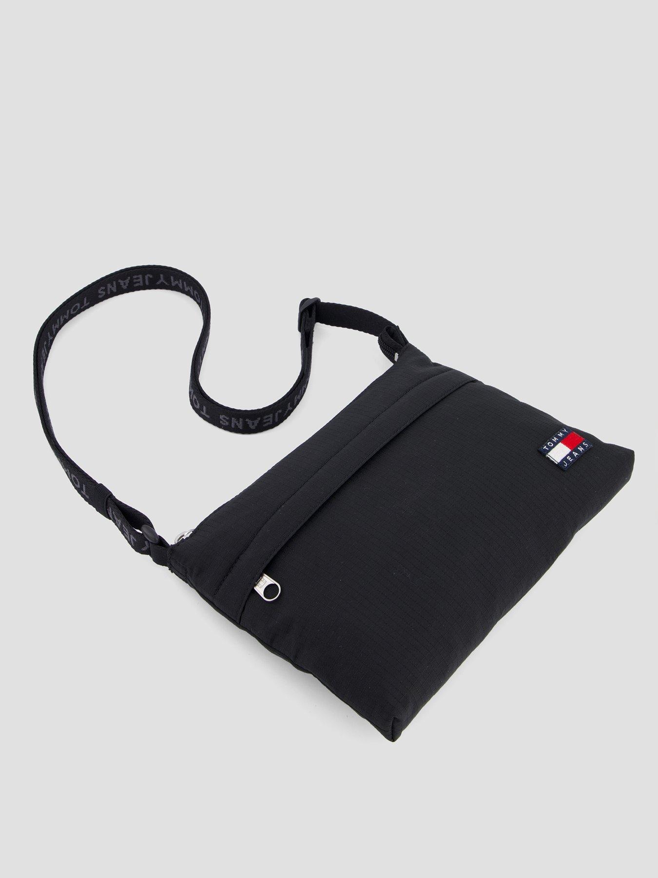 Image 2 of 4 of Tommy Jeans Ess Daily Ripstop Pouch Bag - Black