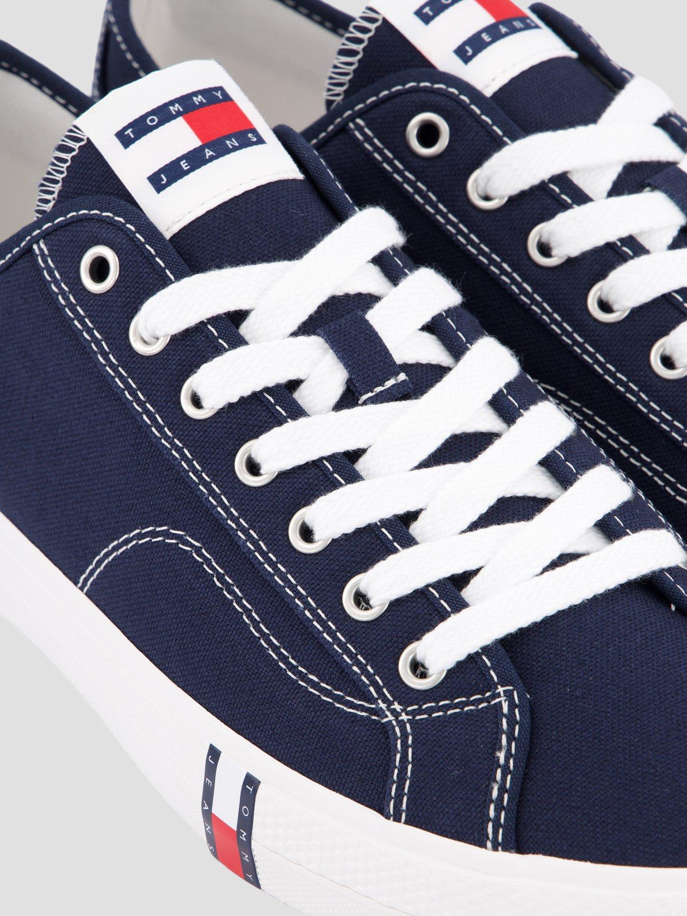 Image 5 of 7 of Tommy Jeans Archive Vulc Y2K Trainers - Navy