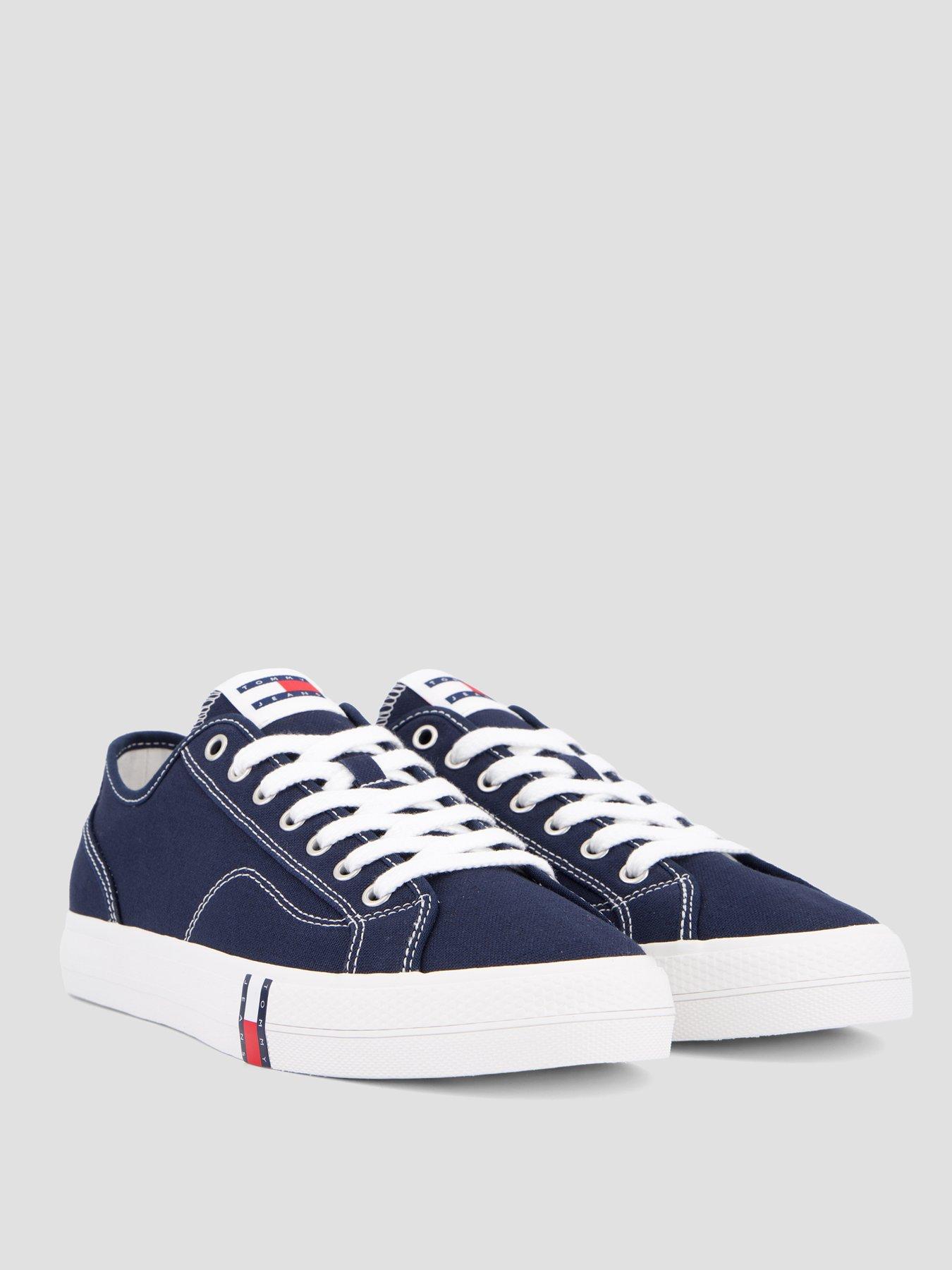 Image 6 of 7 of Tommy Jeans Archive Vulc Y2K Trainers - Navy