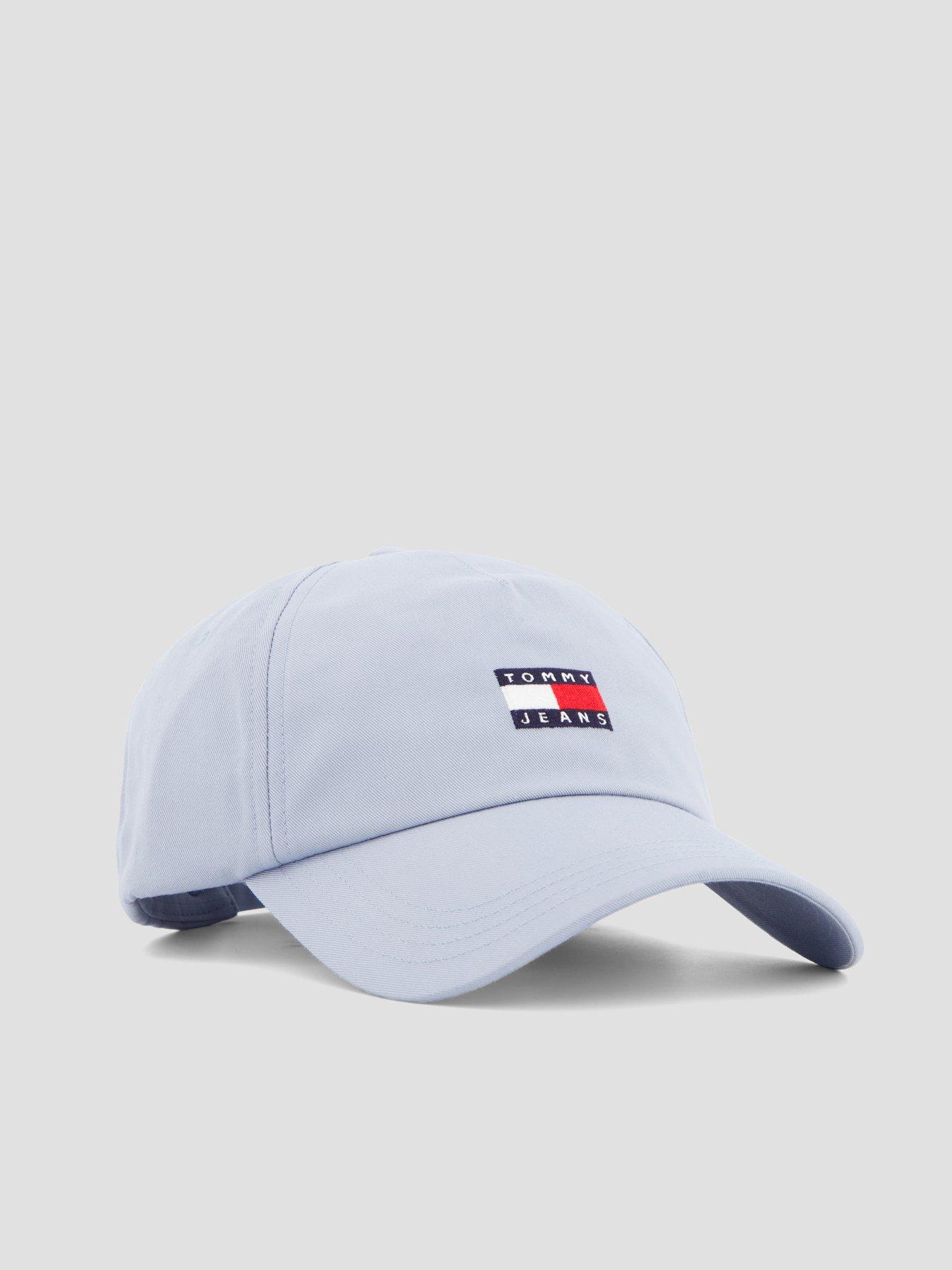 tommy-jeans-heritage-core-cap-light-blueoutfit