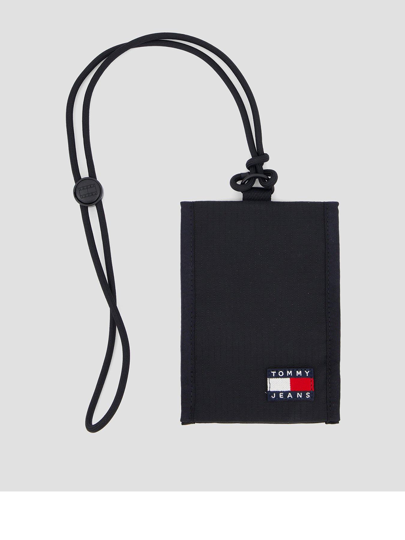 Tommy Jeans Tommy Jeans Essential Daily Ripstop Trifold Wallet With Lanyard - Black