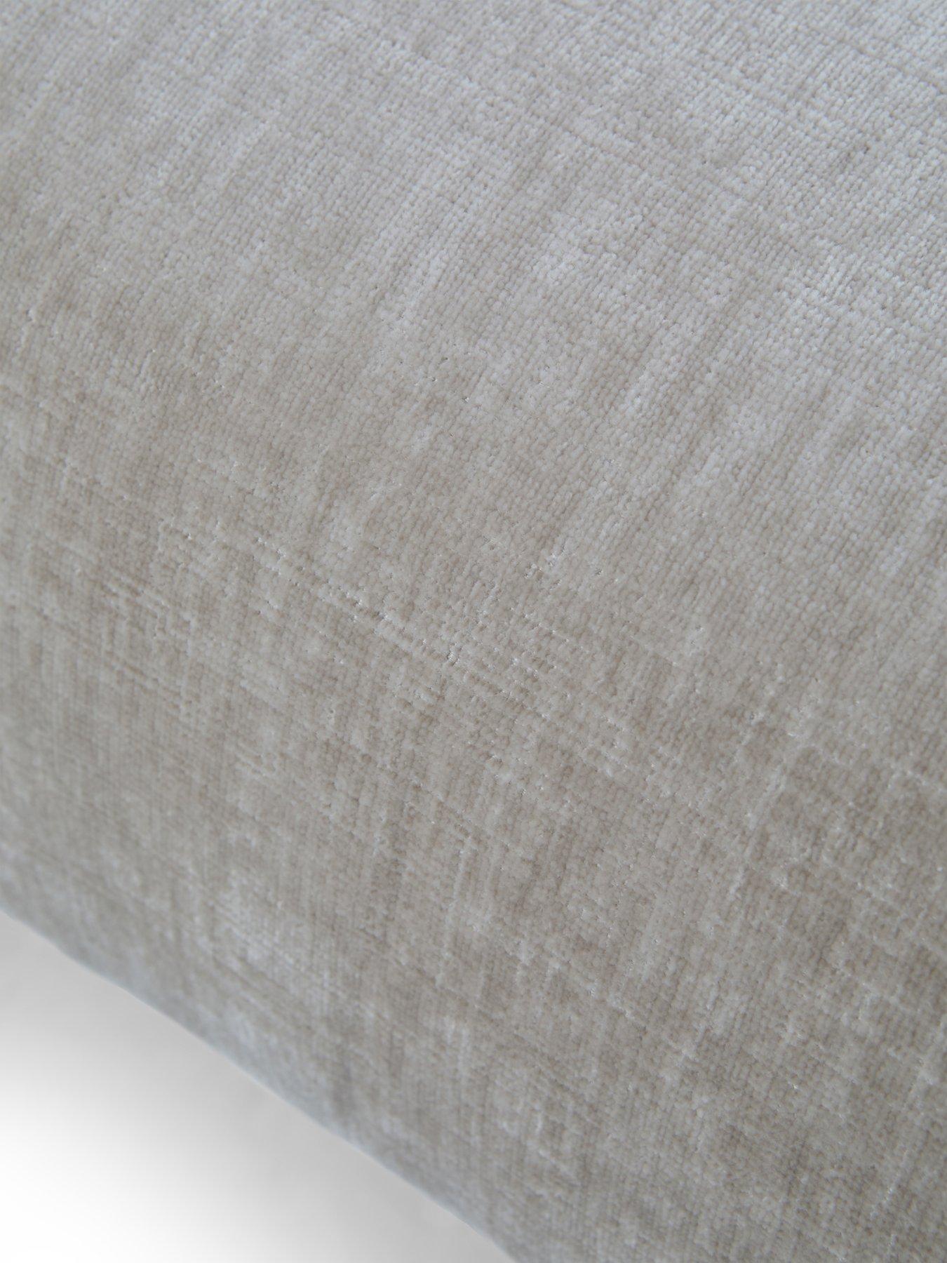 the-very-collection-highgate-fabric-footstooldetail