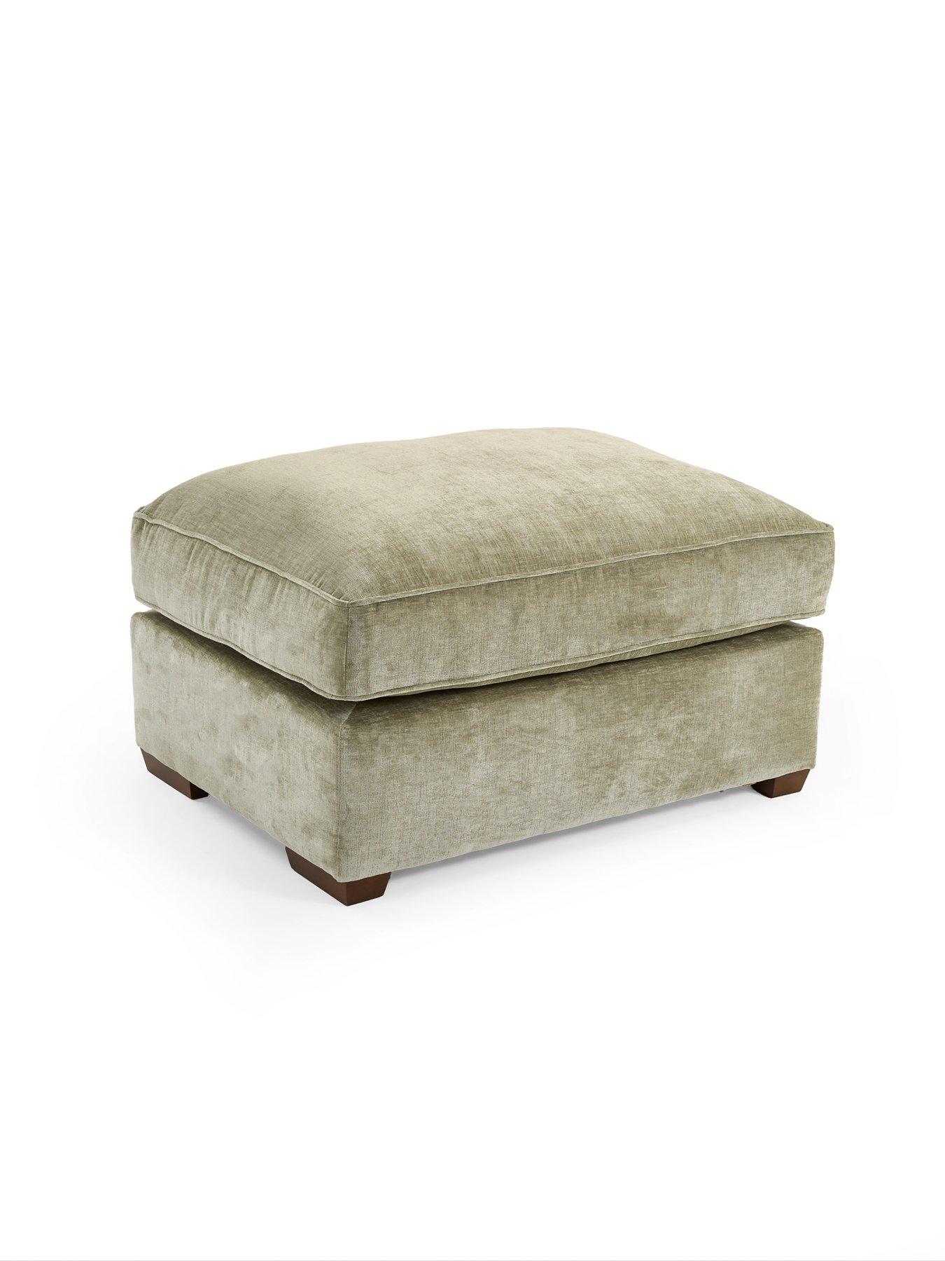 the-very-collection-clover-right-hand-scatterback-corner-chaise-with-footstooldetail