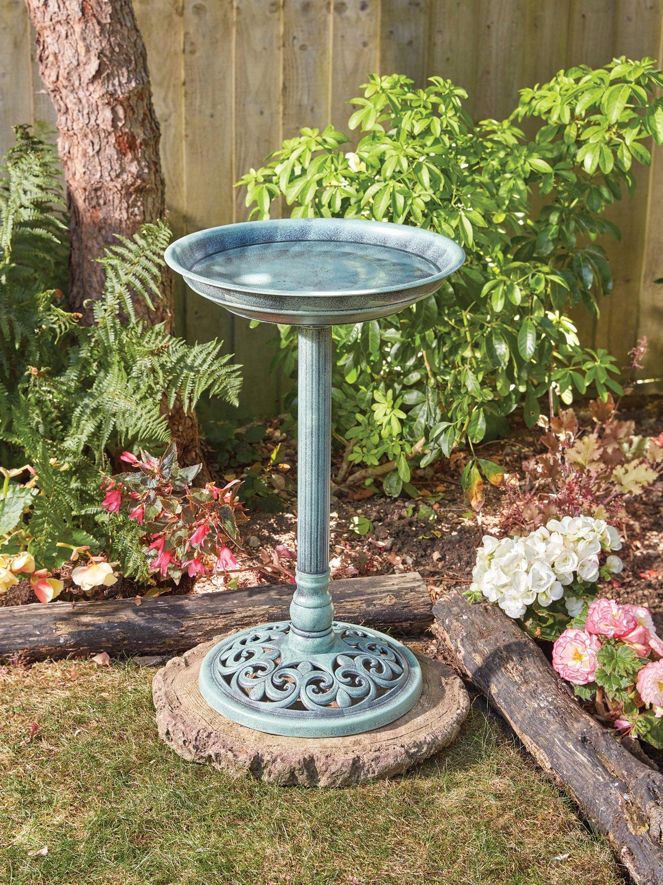 smart-garden-verdigris-bird-bathfront
