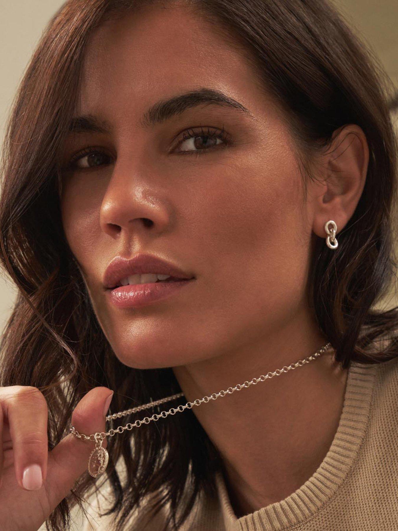 chlobo-belcher-chain-aphrodite-goddess-necklacestillFront