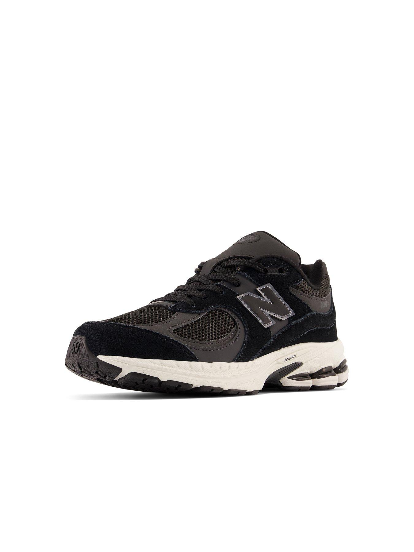 Image 6 of 6 of New Balance Junior 2002 Trainer - Black
