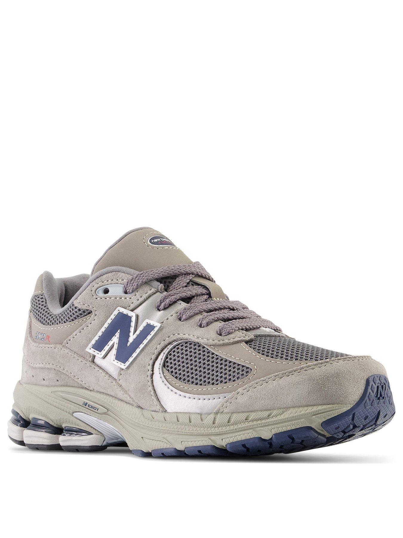 new-balance-junior-2002-trainer-greystillFront