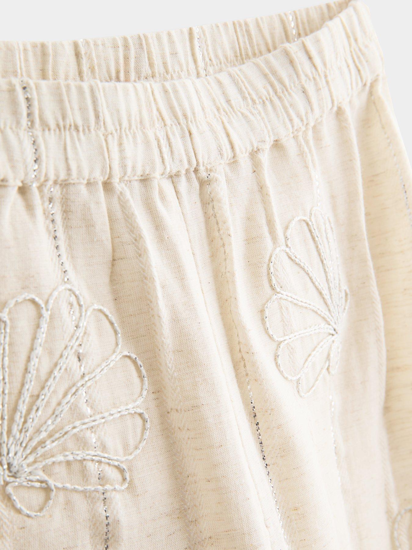 Image 4 of 4 of The Very Collection Girls Top And Tiered Skirt With Rope Shell Detail - Print