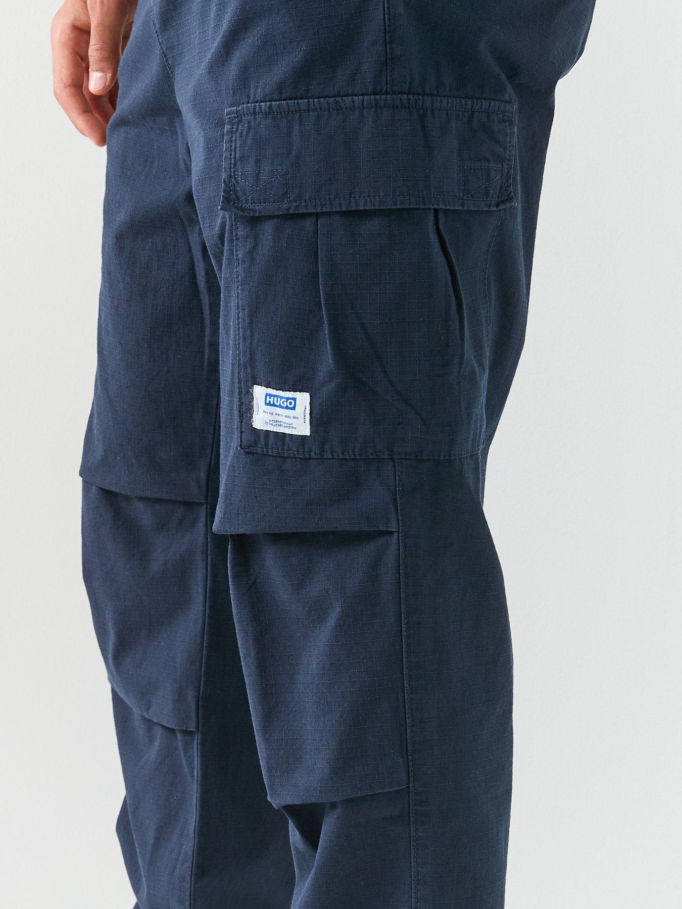 hugo-gadic262-relaxed-fit-cargo-trousers-blueoutfit