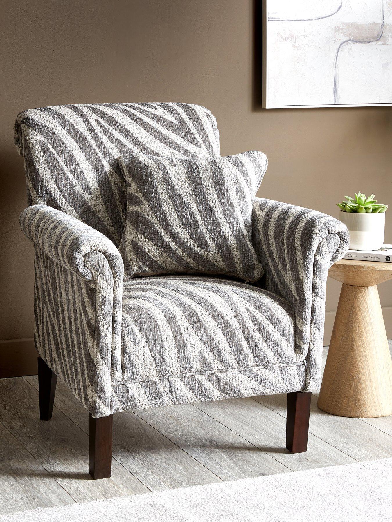 the-very-collection-nala-fabric-accent-chairfront
