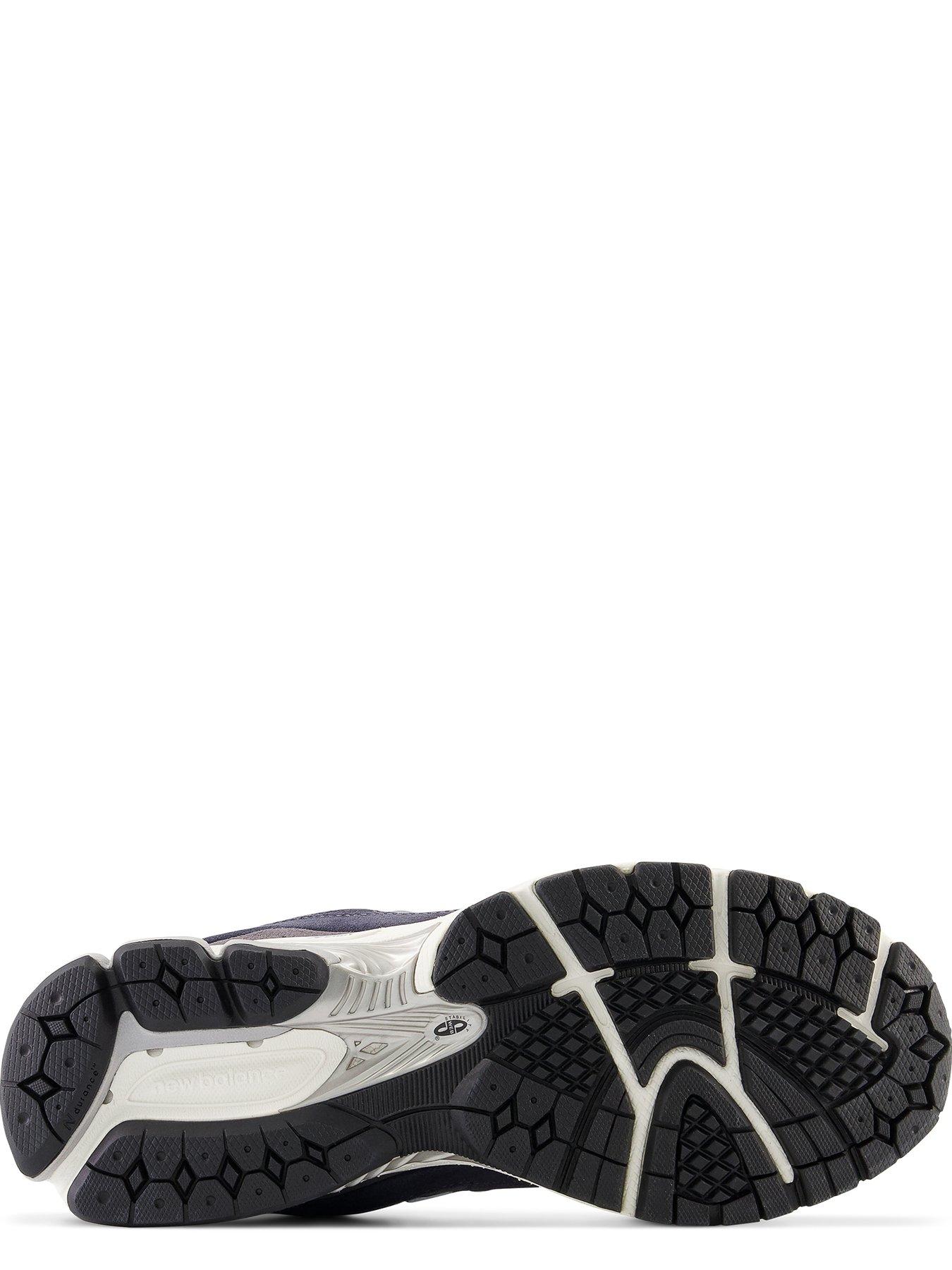 new-balance-unisex-2002r-trainers-navydetail
