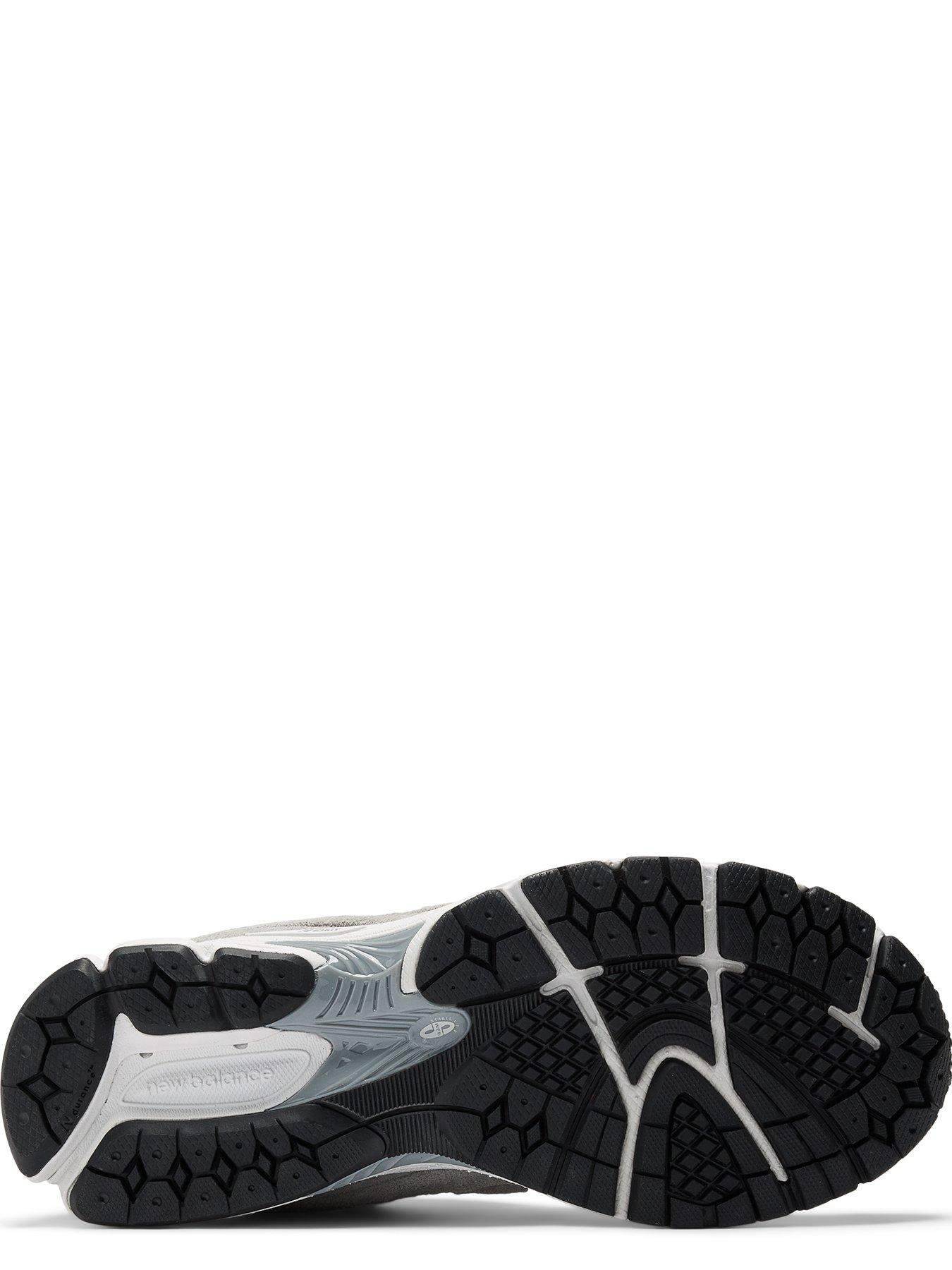 Image 5 of 7 of New Balance Mens 2002R Trainers - Grey