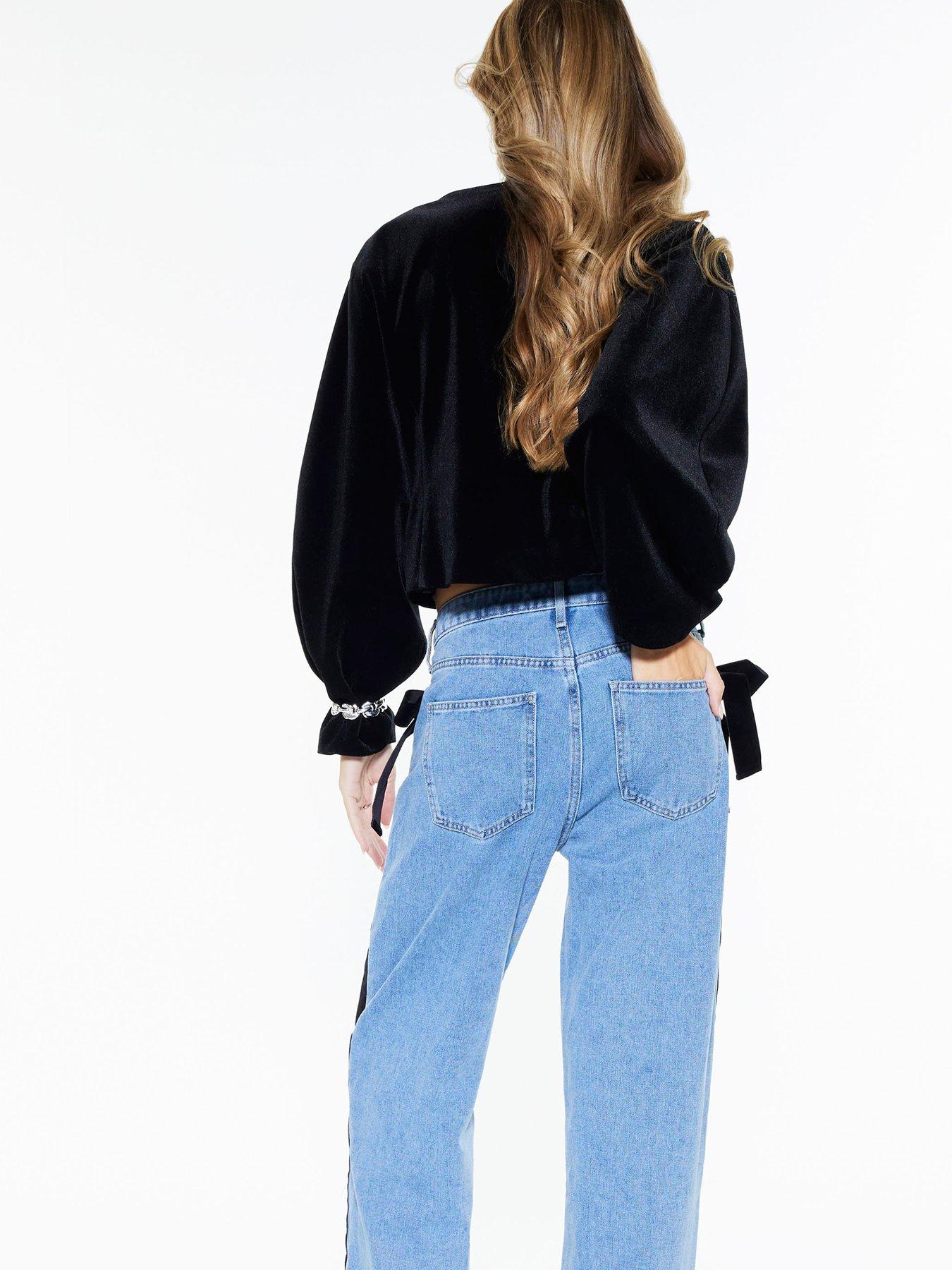 Image 2 of 6 of River Island Velvet Bow Relaxed Straight - Blue