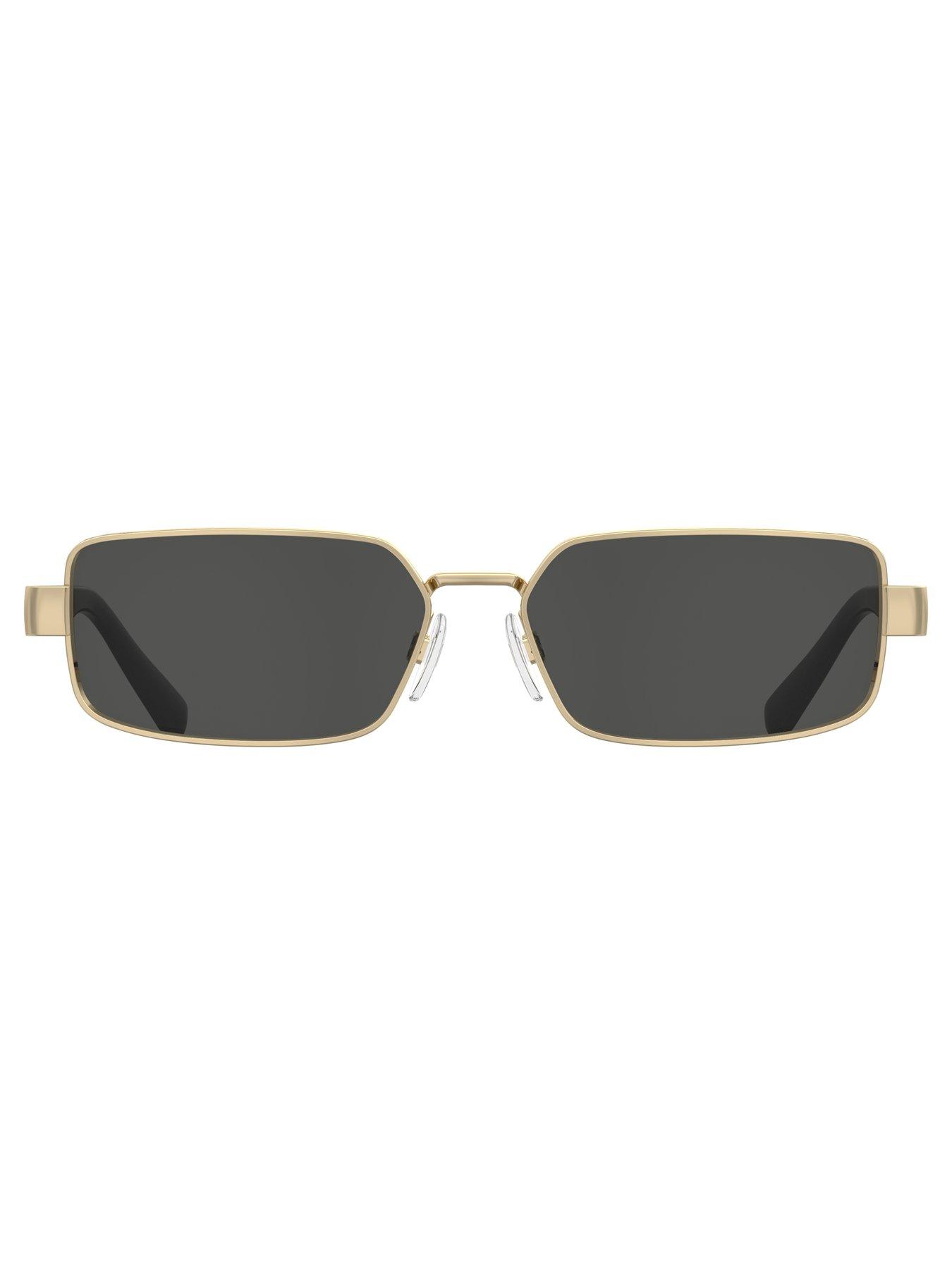 love-moschino-rectangular-sunglasses--gold-metal-temples-and-black-tipsoutfit