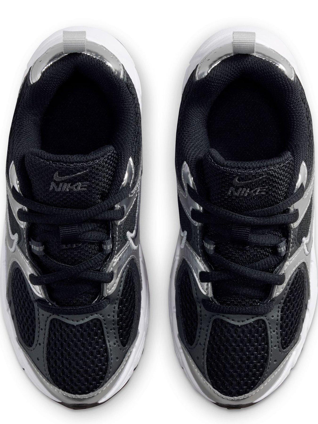 Image 4 of 7 of Nike Little Kids V5 Rnr Trainers - Black