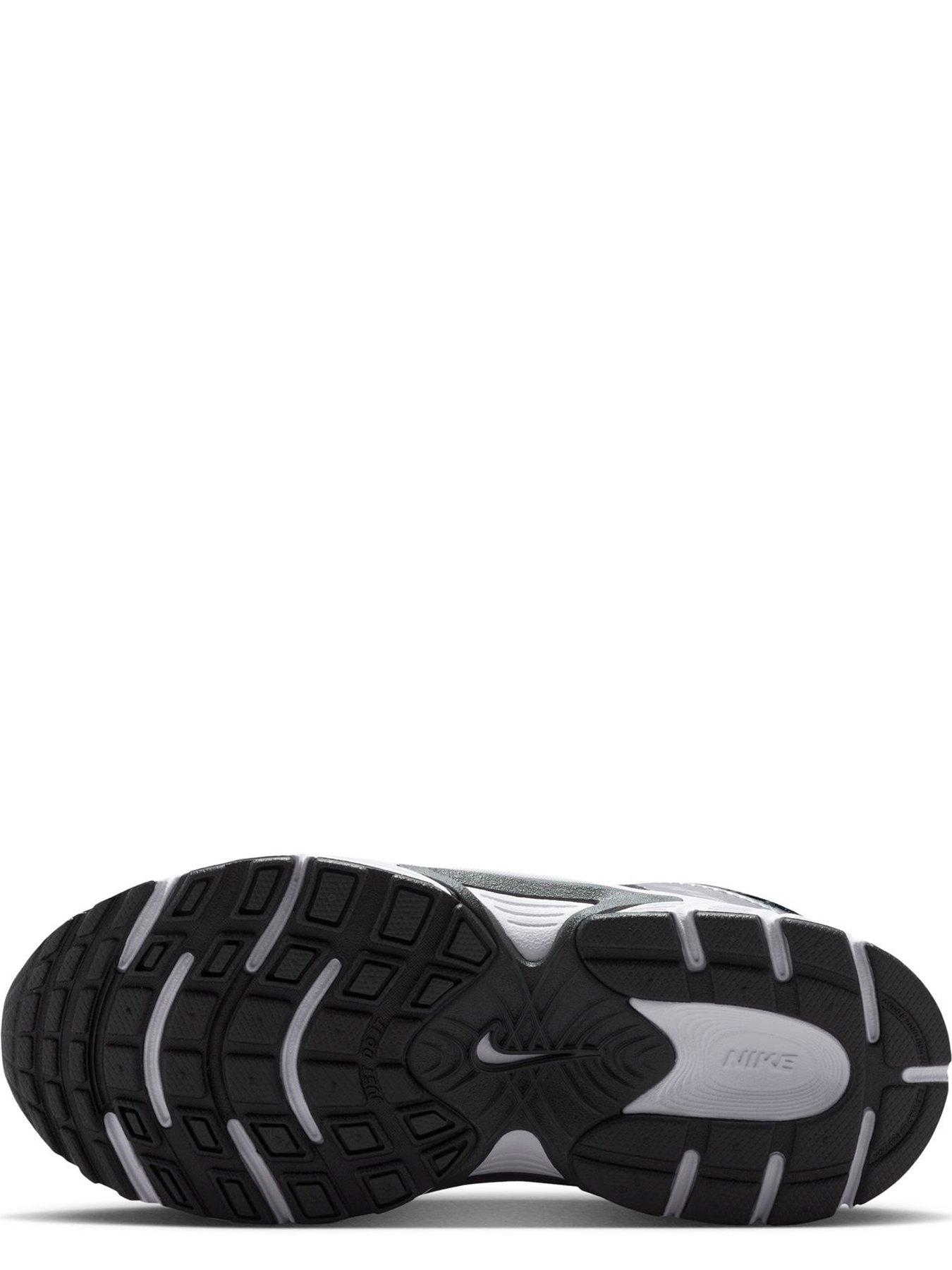 Image 5 of 7 of Nike Little Kids V5 Rnr Trainers - Black