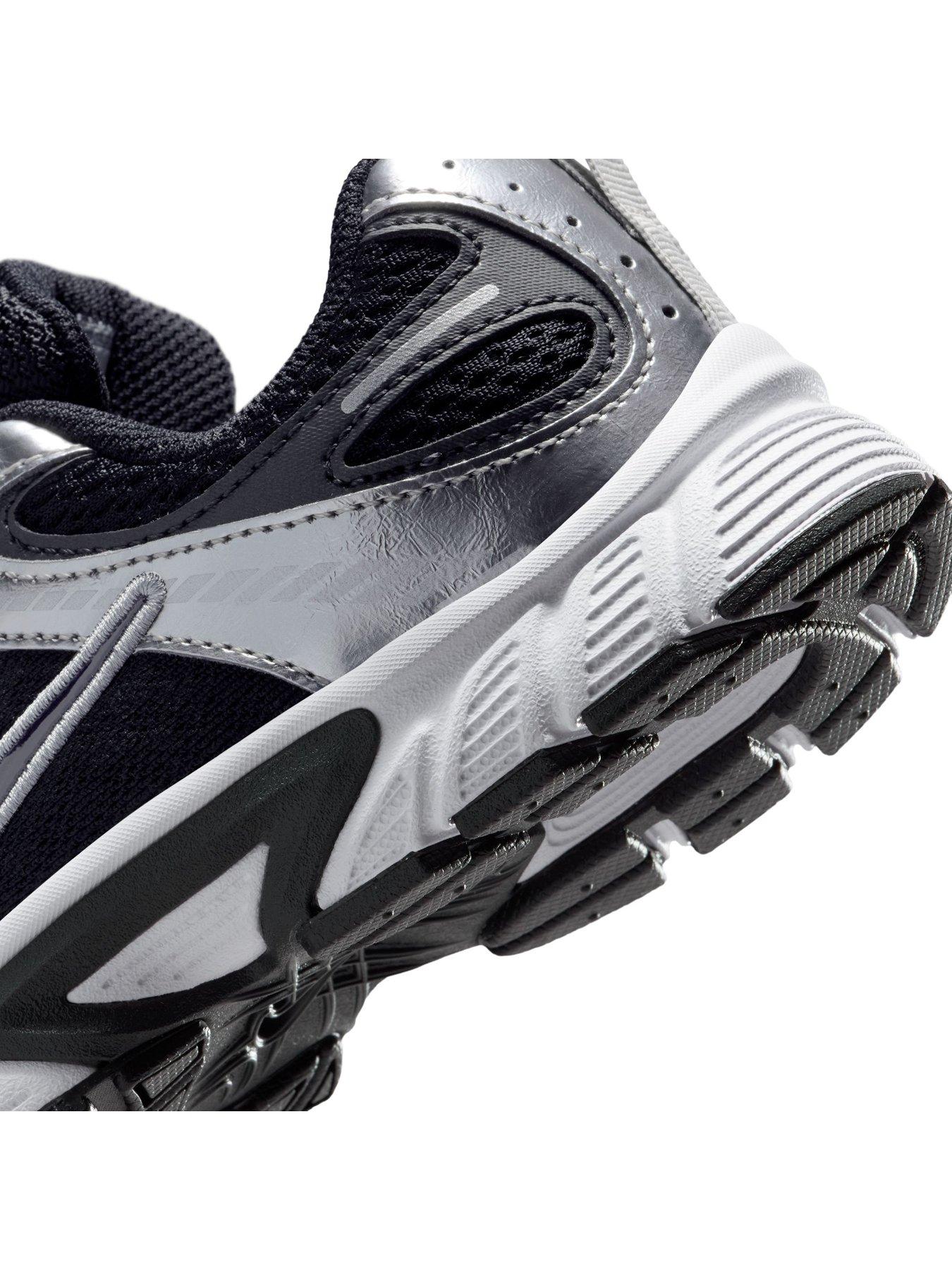Image 7 of 7 of Nike Little Kids V5 Rnr Trainers - Black