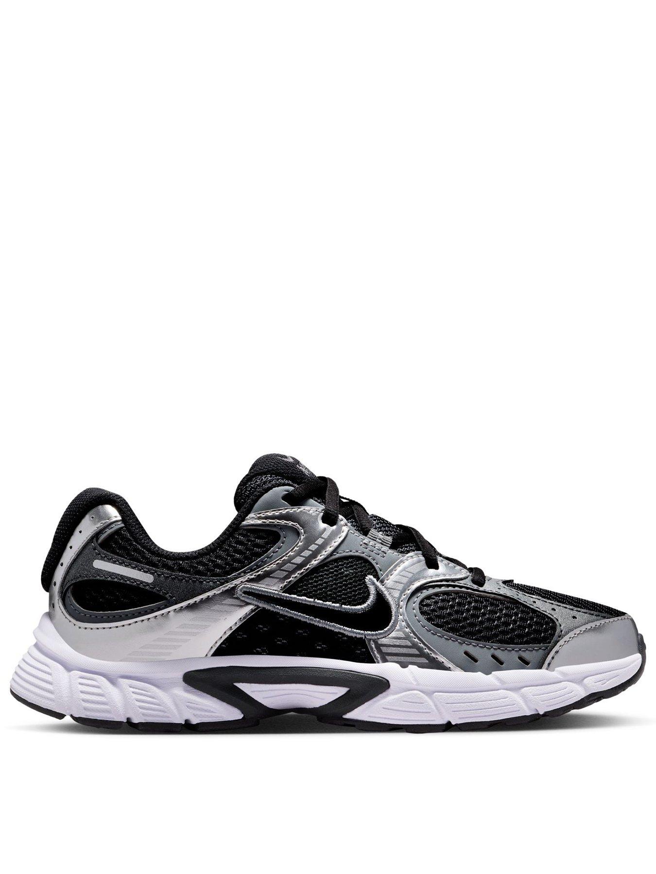 Image 1 of 7 of Nike Unisex V5 RNR Mesh Overlay Sports Trainers - Black
