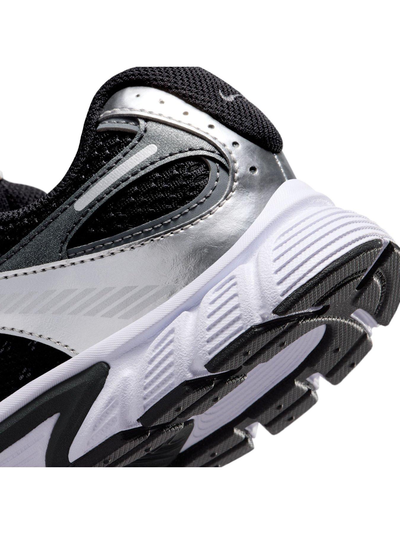 Image 7 of 7 of Nike Unisex V5 RNR Mesh Overlay Sports Trainers - Black