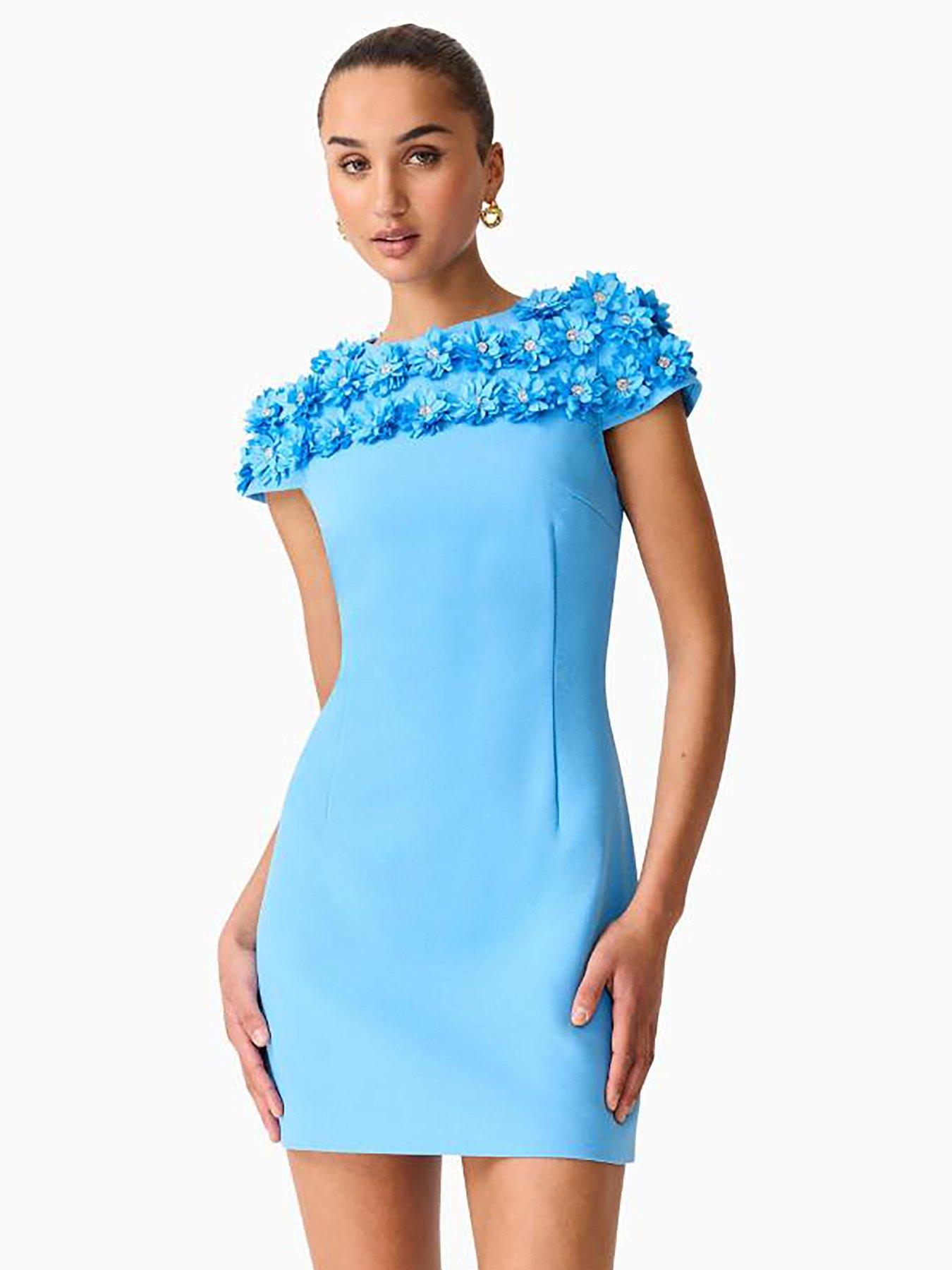 elliatt-dali-floral-applique-mini-dress-bluedetail
