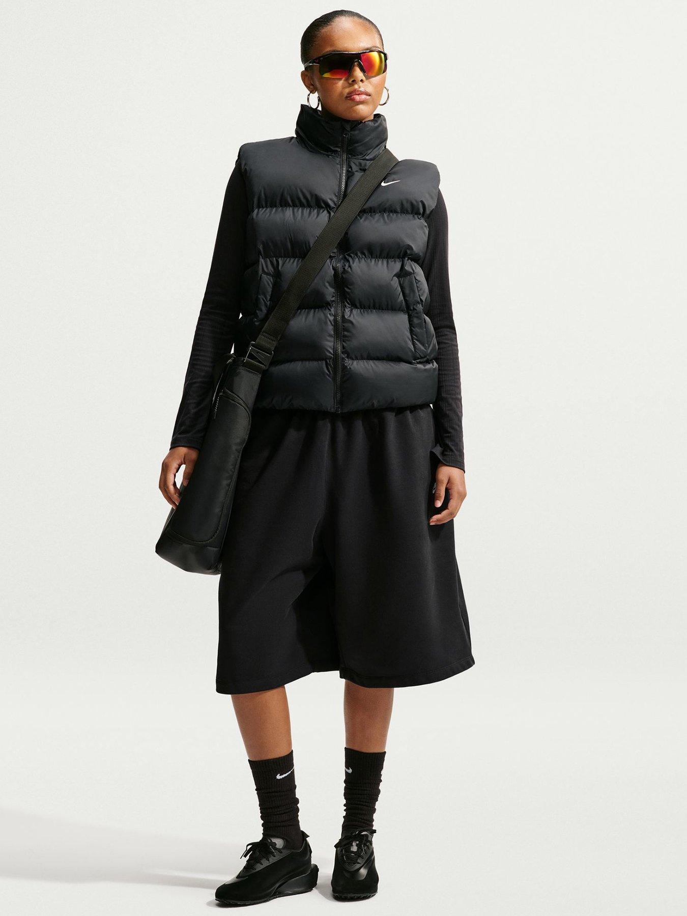 Image 3 of 5 of Nike Nike Womens Classic Gilet