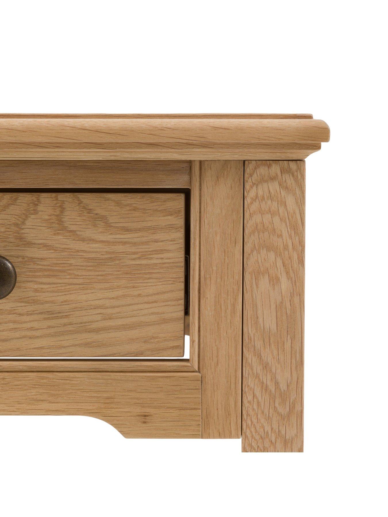 gallery-malvern-1-drawer-coffee-tableoutfit