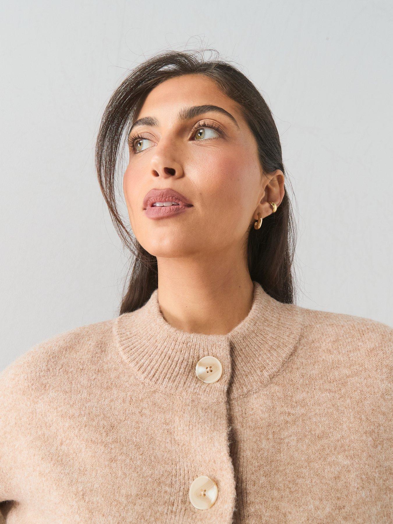 Image 6 of 7 of The Very Collection Style Yarn Crew Neck Cardigan With Wool - Beige