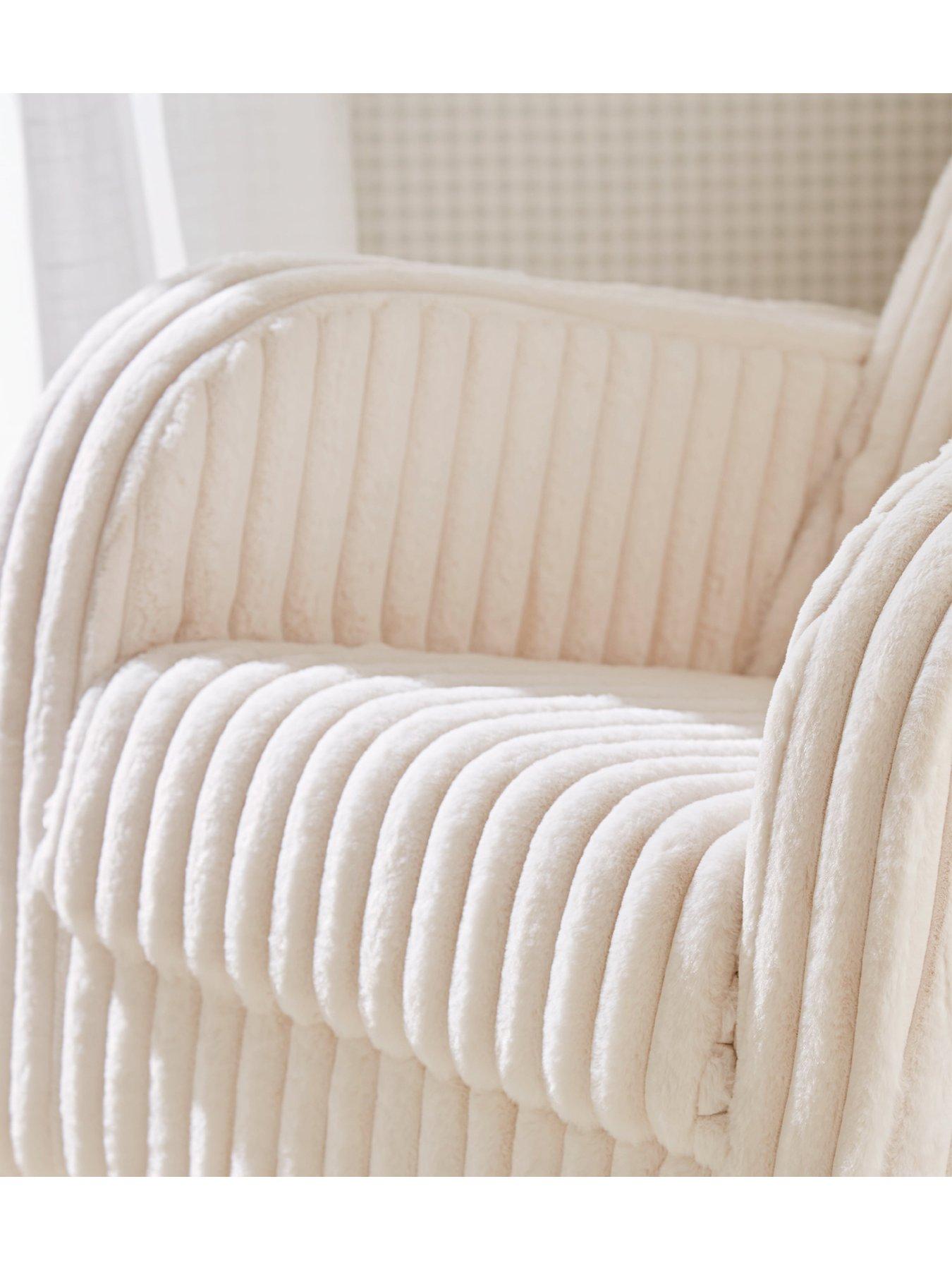 Image 3 of 5 of CuddleCo Etta Nursing Chair Faux Fur - Cream