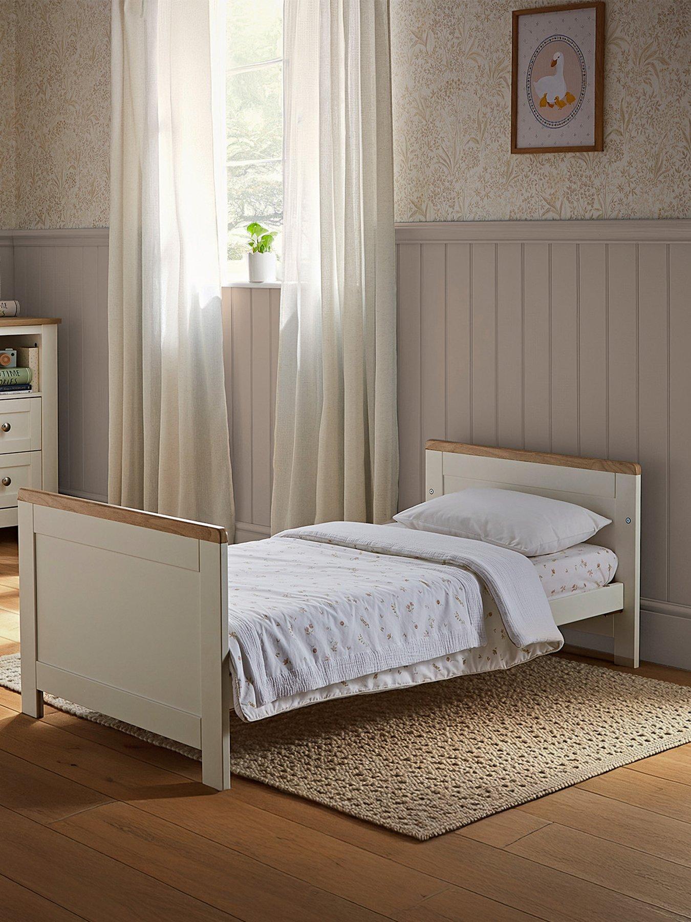 cuddleco-burford-3-piece-furniture-set-white-oakback