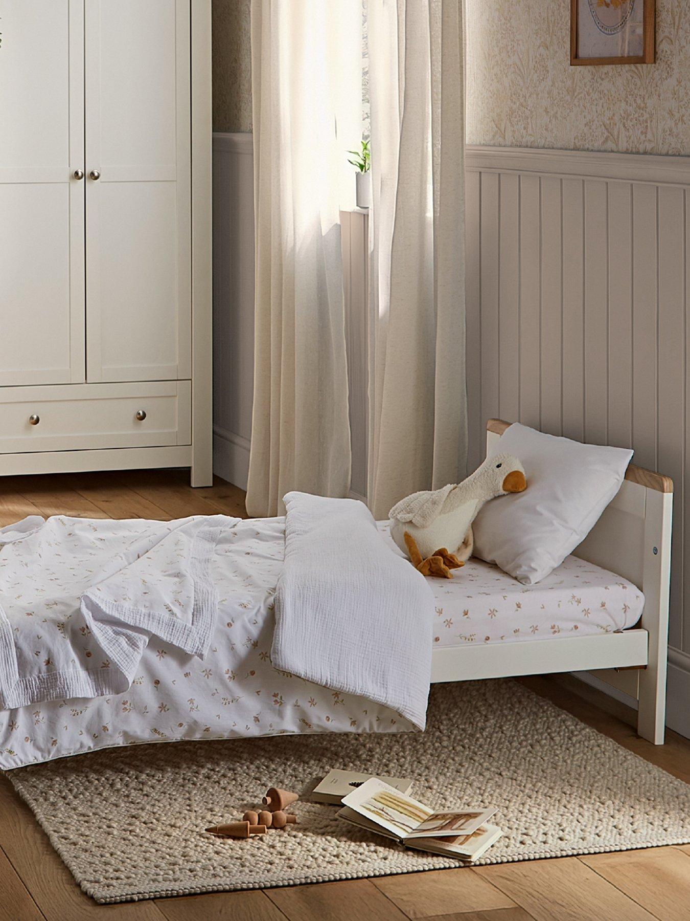 cuddleco-burford-cot-bed-white-oakback